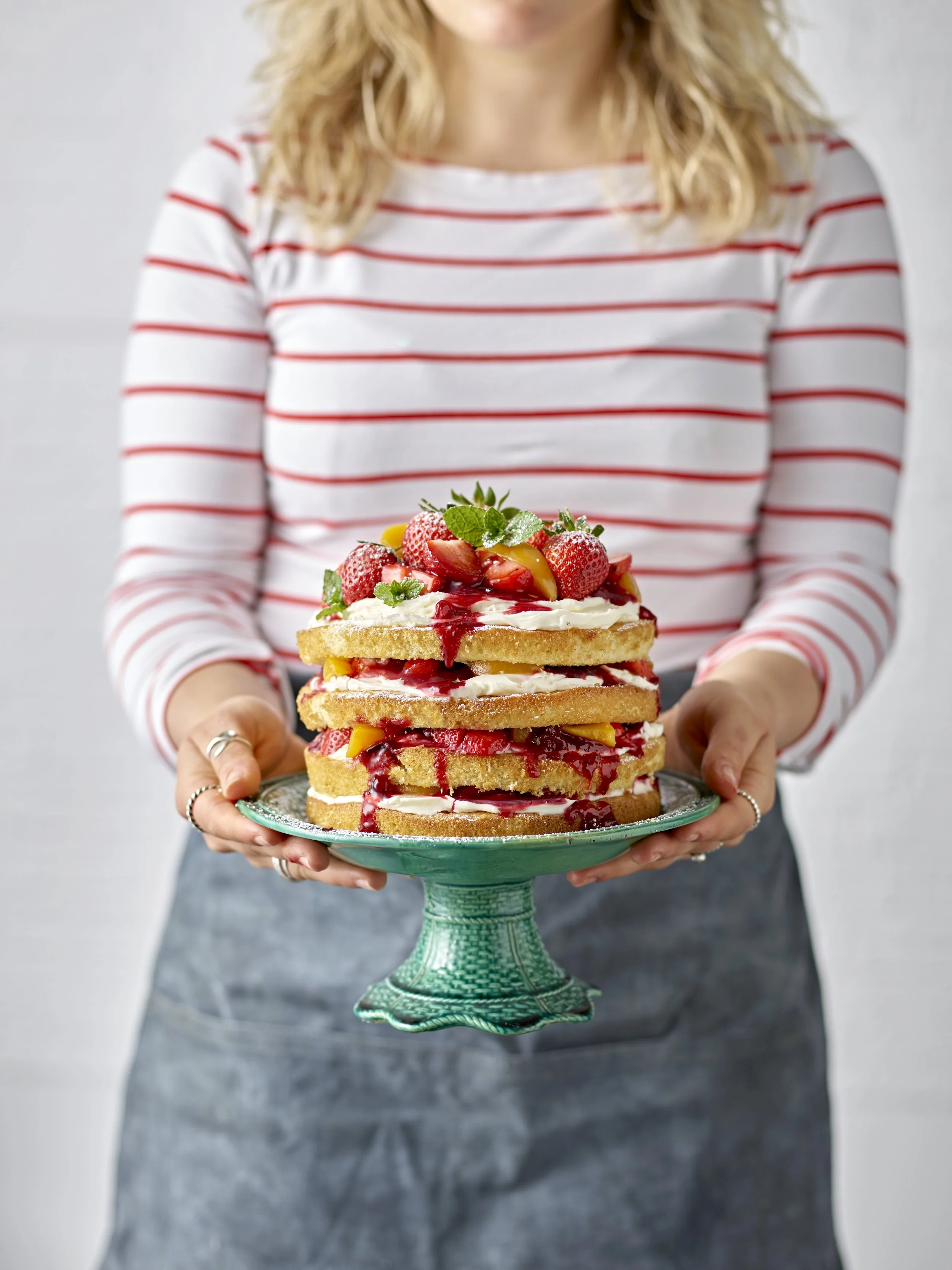 Strawberry cake me .jpg