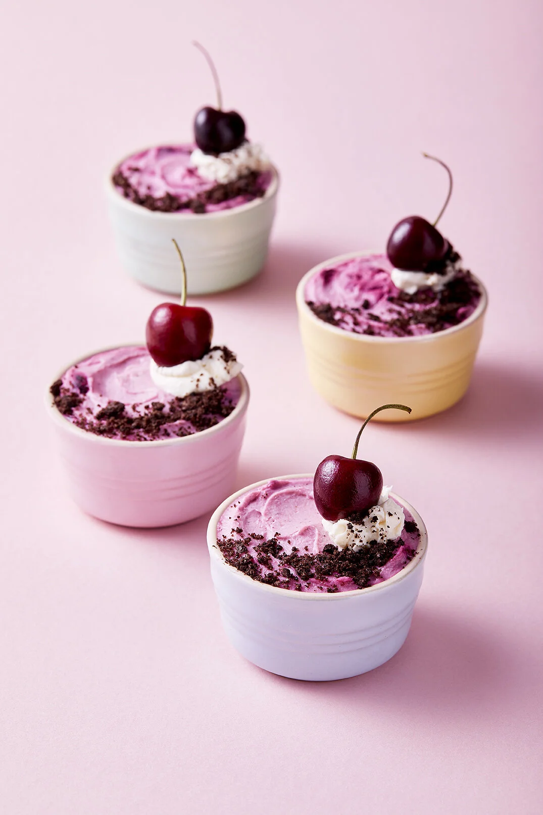 Glace - Mascarpone cherry cheesecakes Portrait f11.jpg