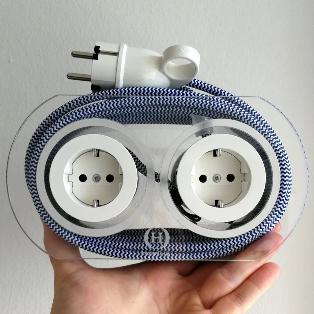 4er blue white_story size.jpg