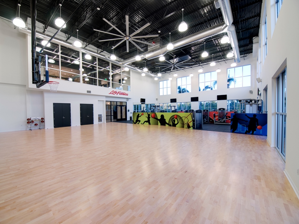 gym01 (reduced).jpg