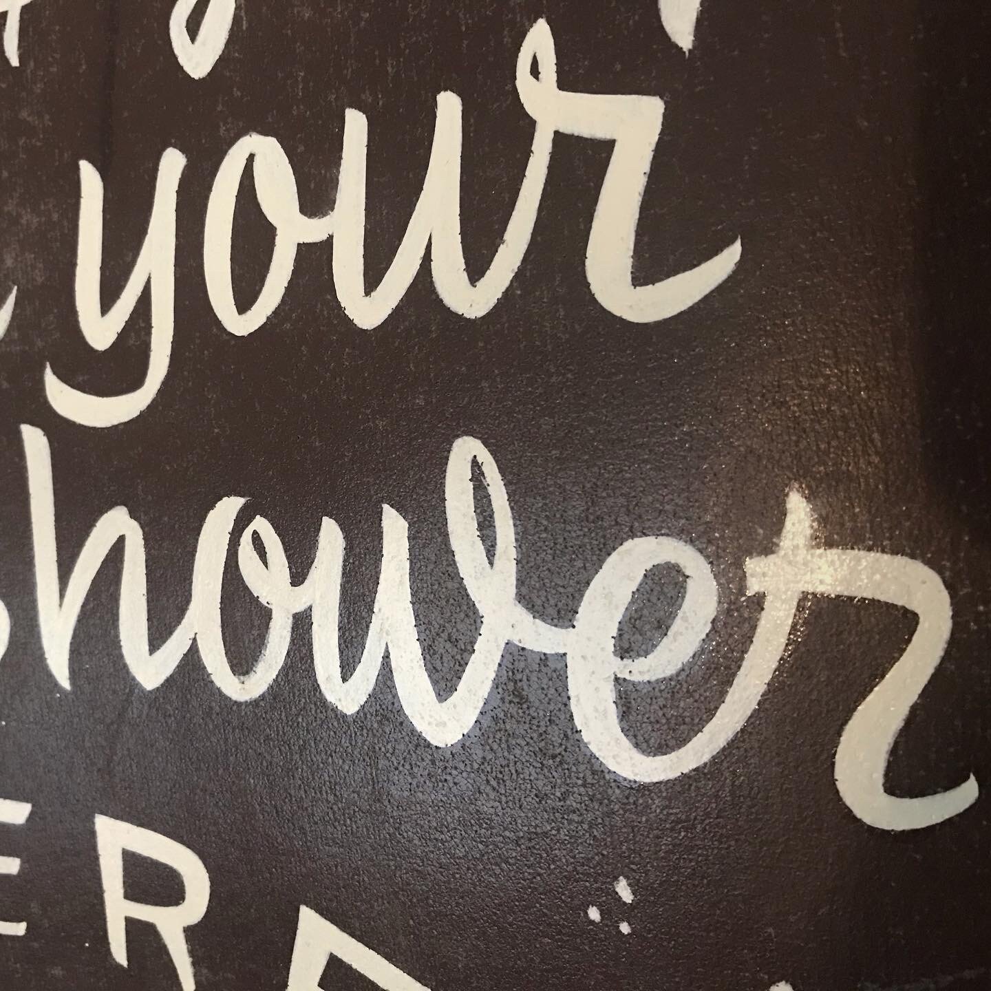 Brush lettering on leather  |  Pinselschrift auf Leder