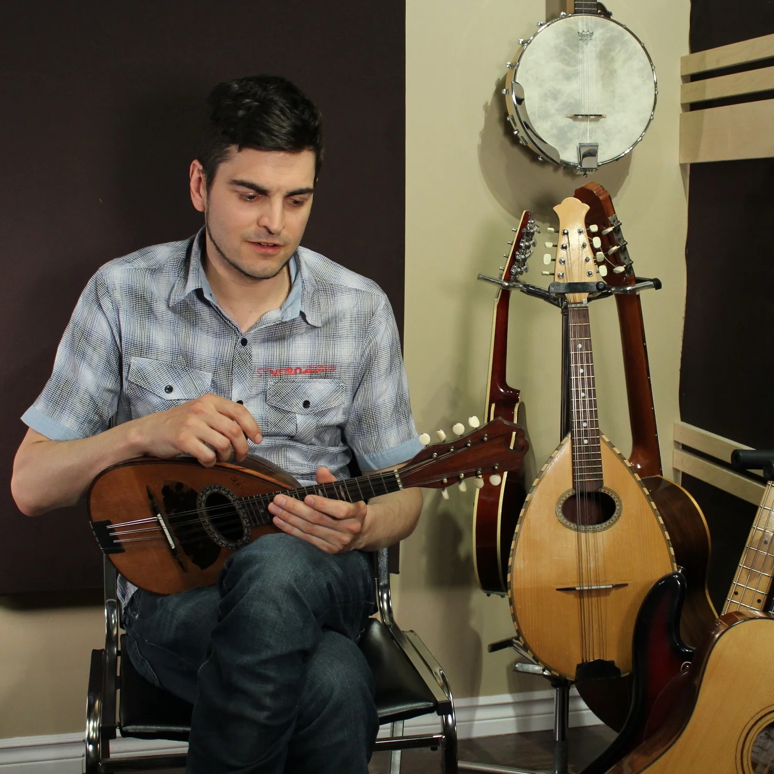 Comment développer une bonne technique de tremolo à la mandoline?