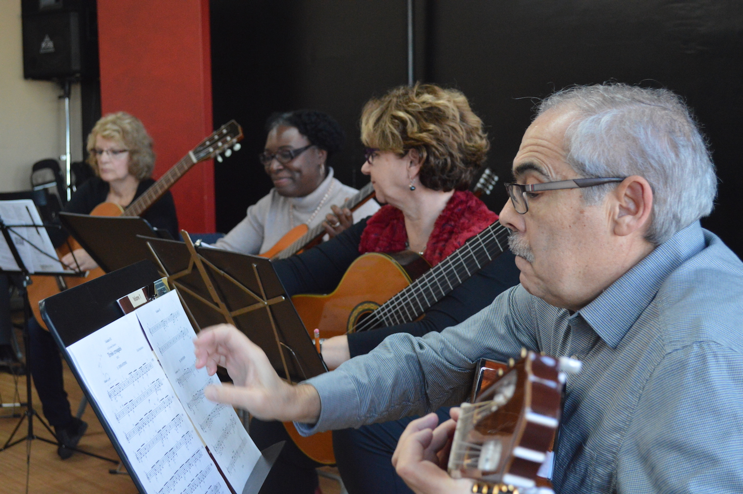 montreal-classical-guitar-classes