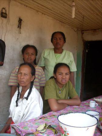 SAHOLIARIMALALA4.jpg