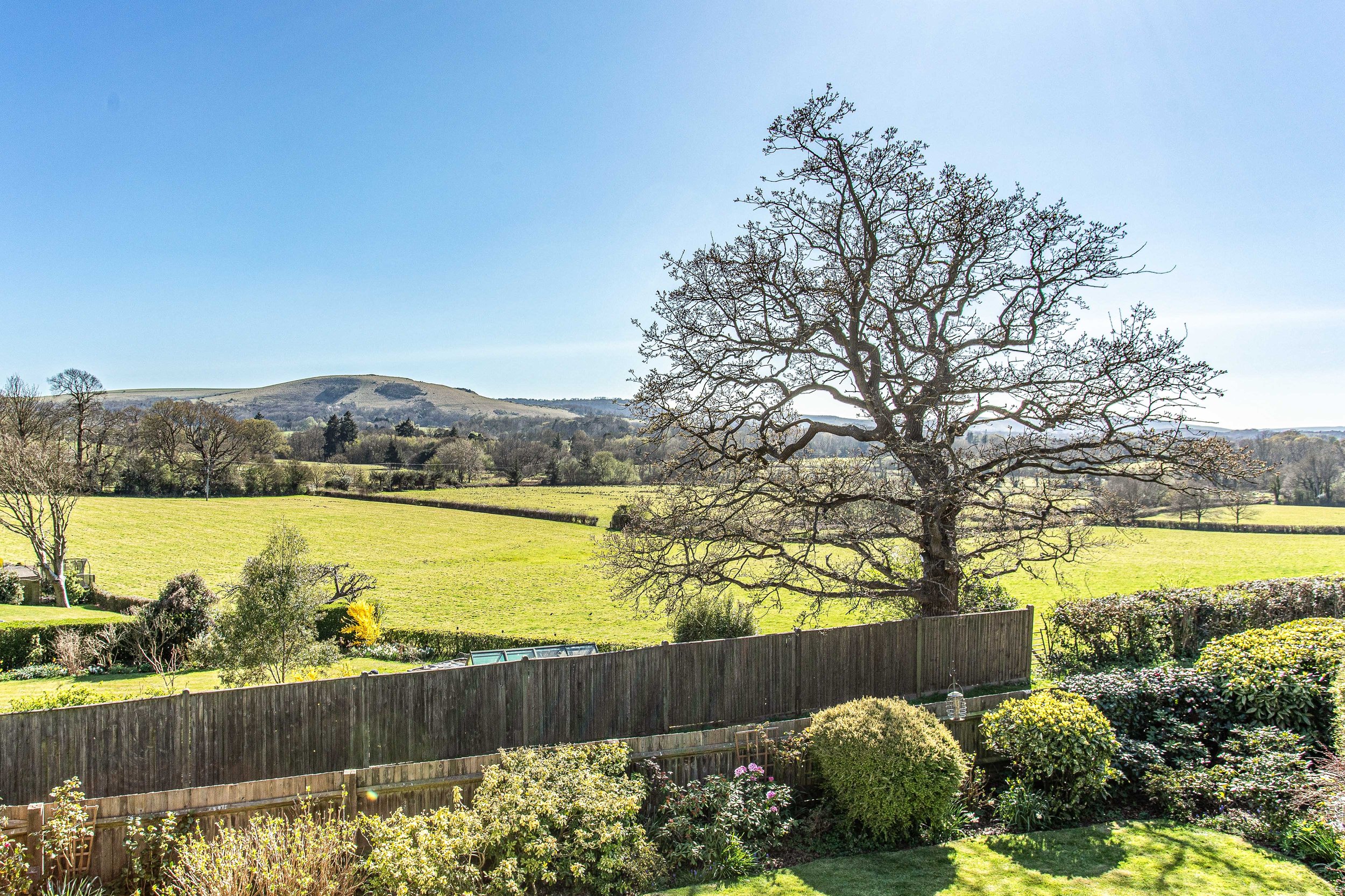   HURSTPIERPOINT   Tott Hill 
