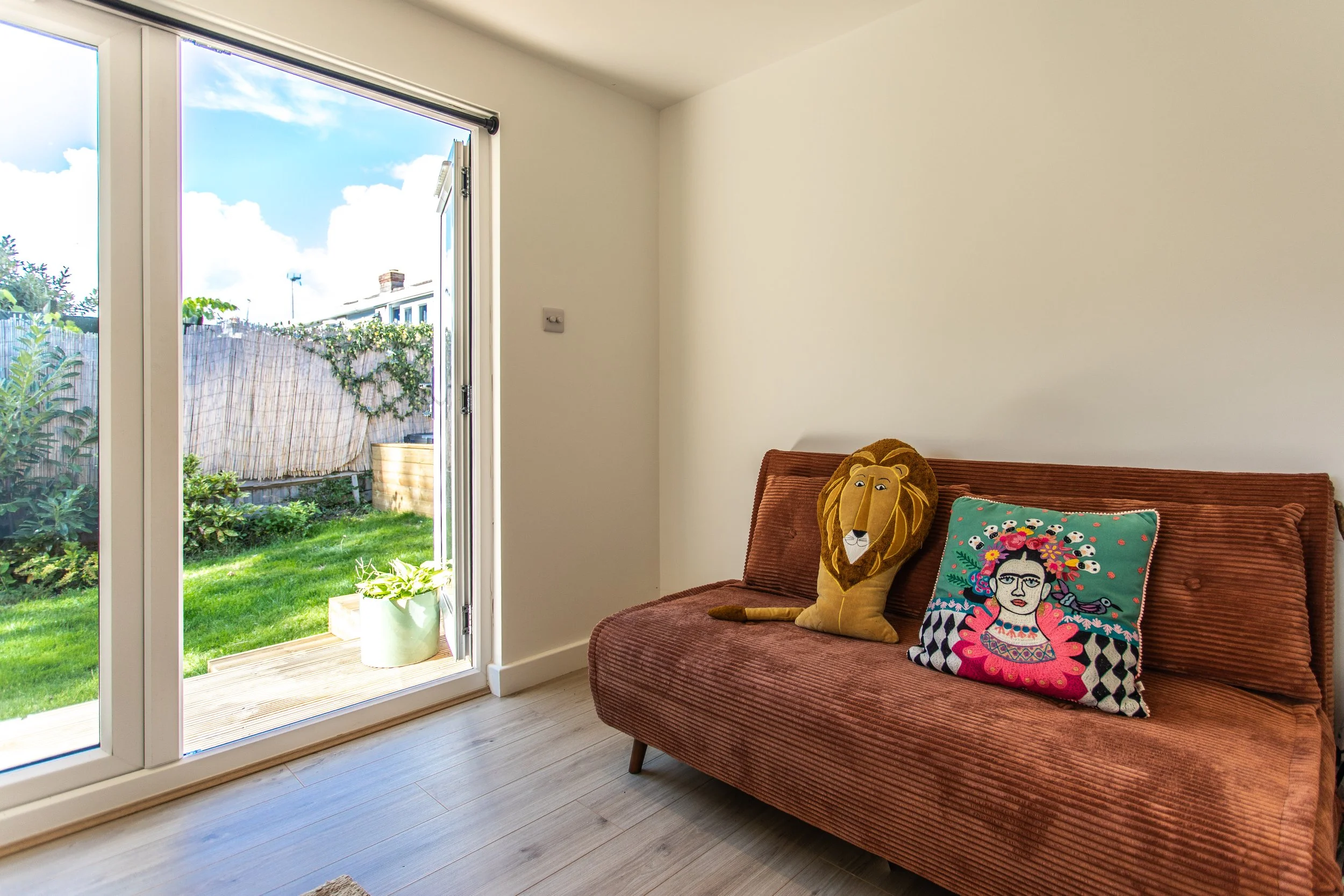 32 Manor Avenue-25.jpg