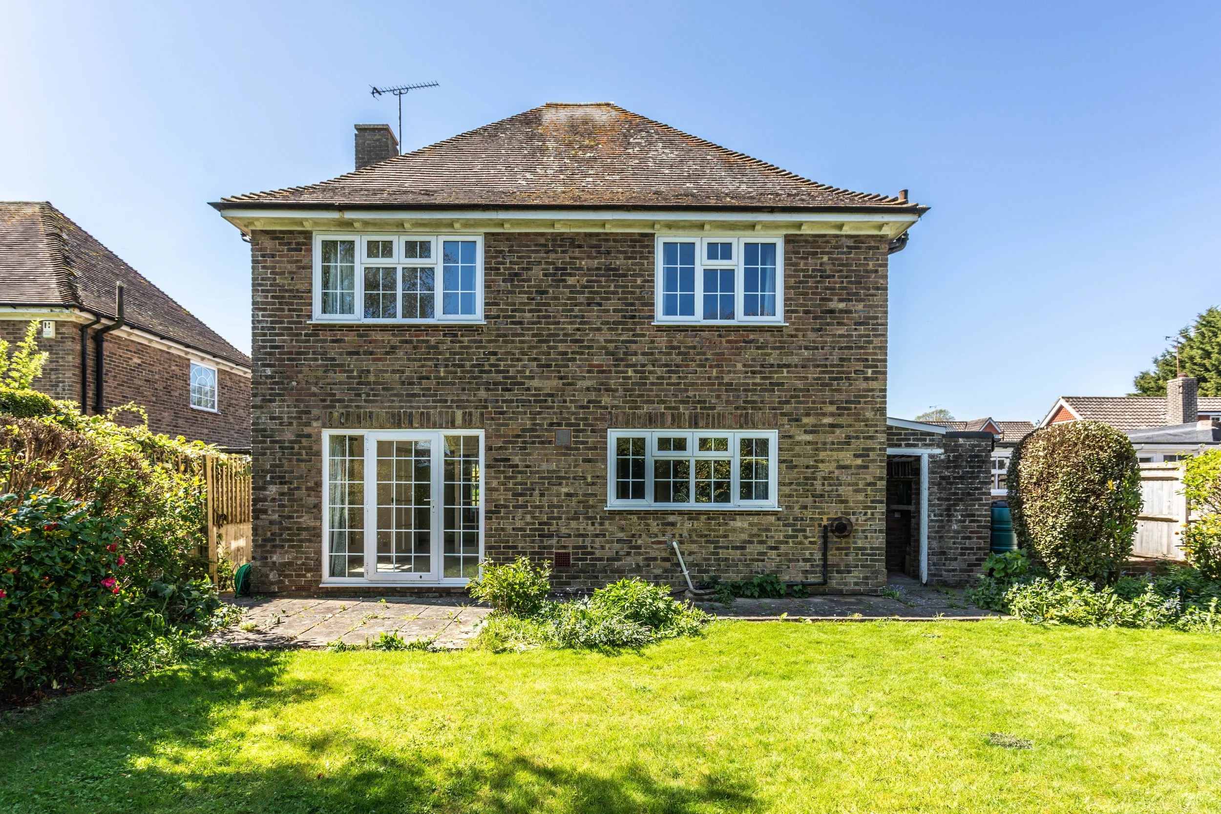 9 Cherrington Close Ext-8.jpg