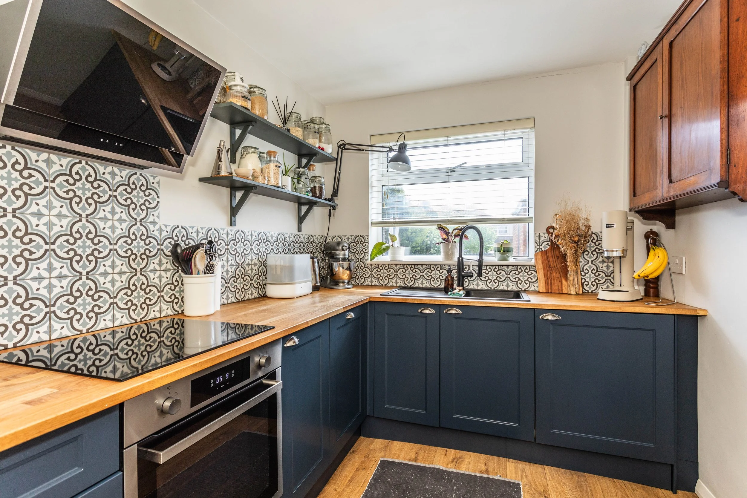 9 Hurst Gardens16.jpg