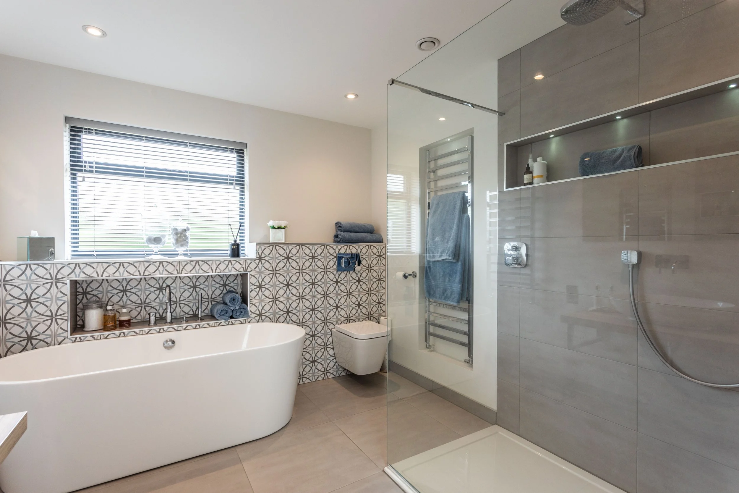 2 Appletree Close-79.jpg