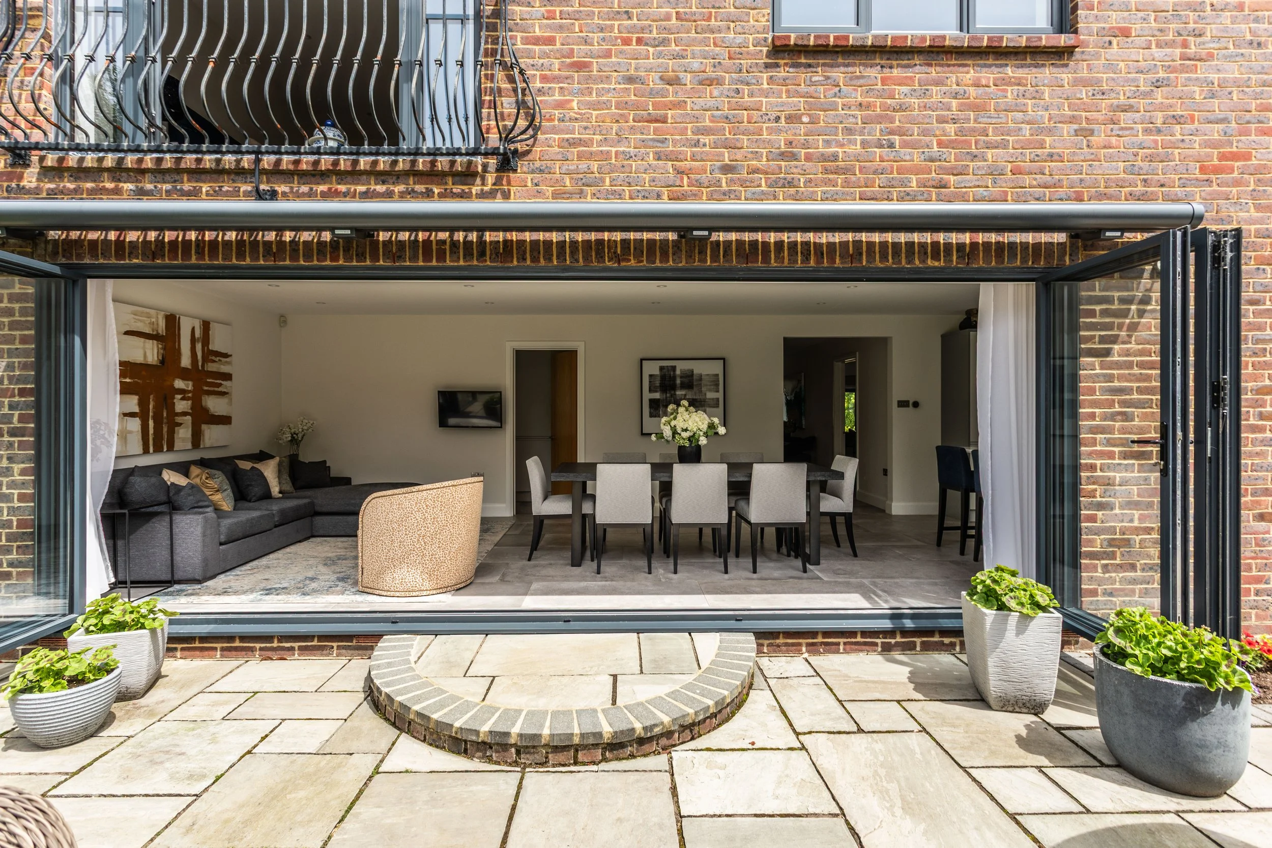 2 Appletree Close-18.jpg