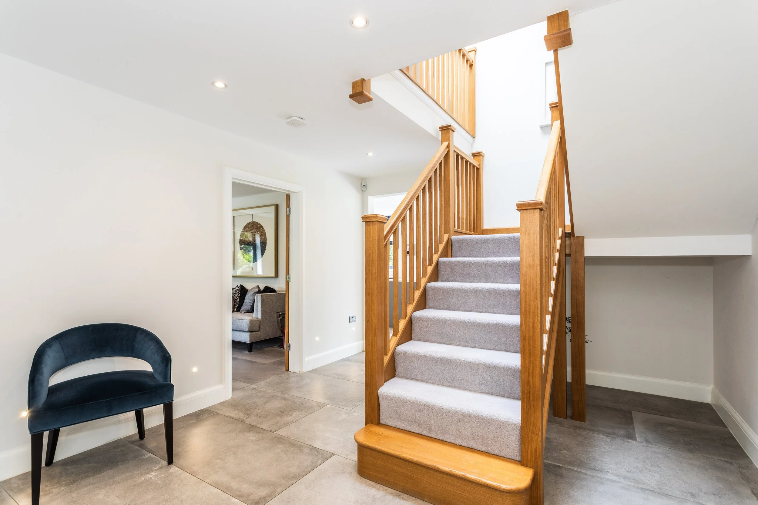 2 Appletree Close-22.jpg