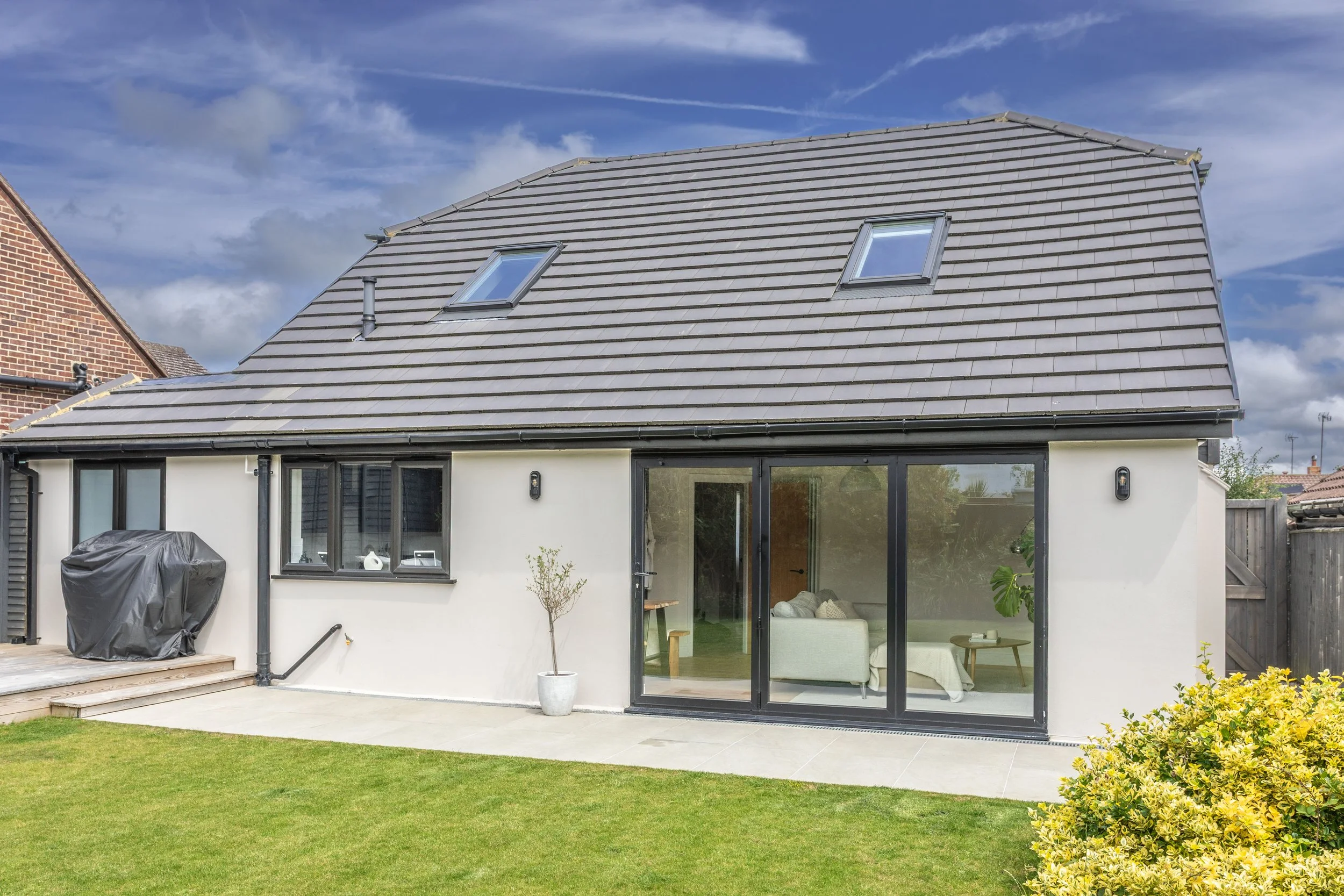 16 Lagwood Close Gardens-9.jpg