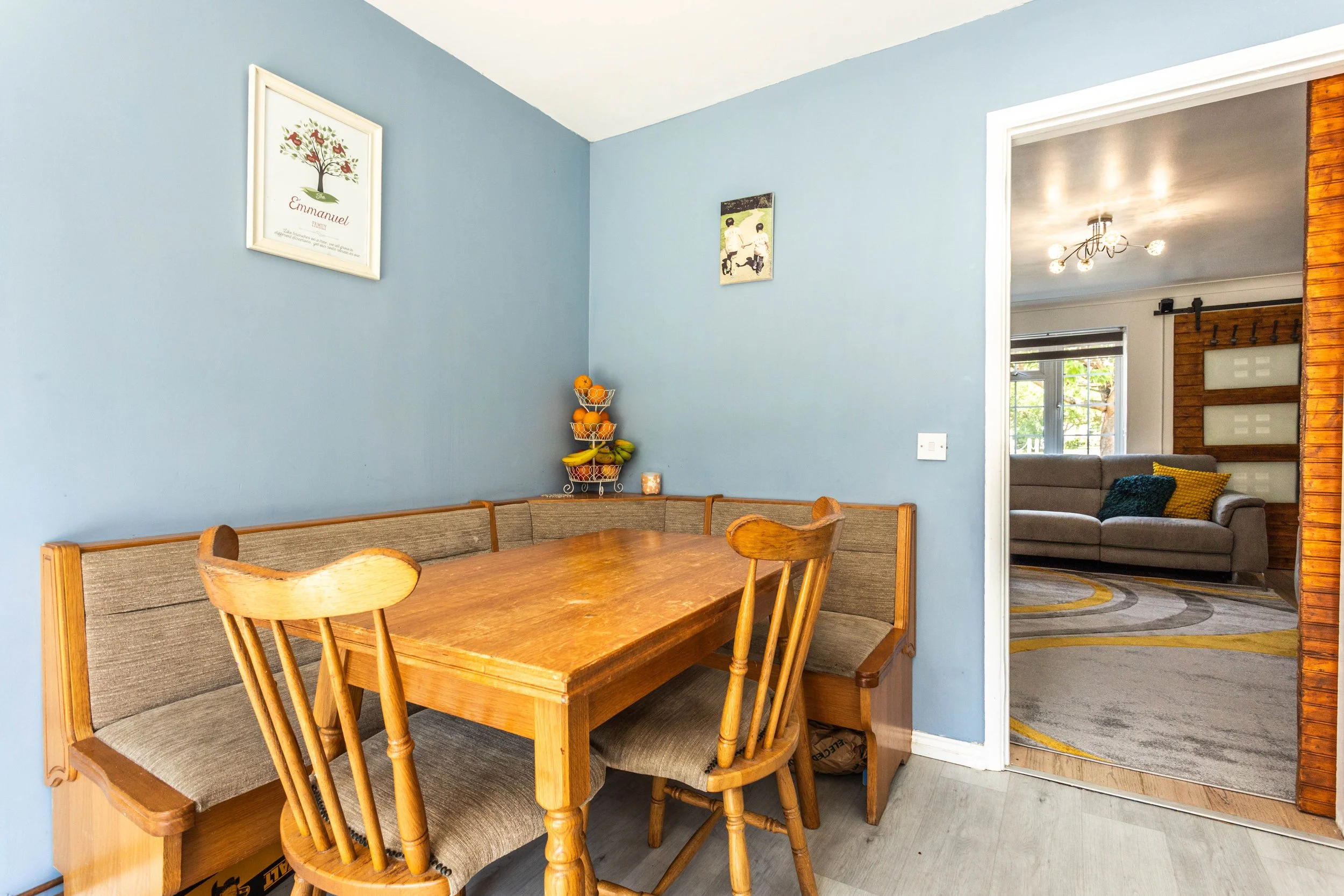 25 Nursery Close-37.jpg