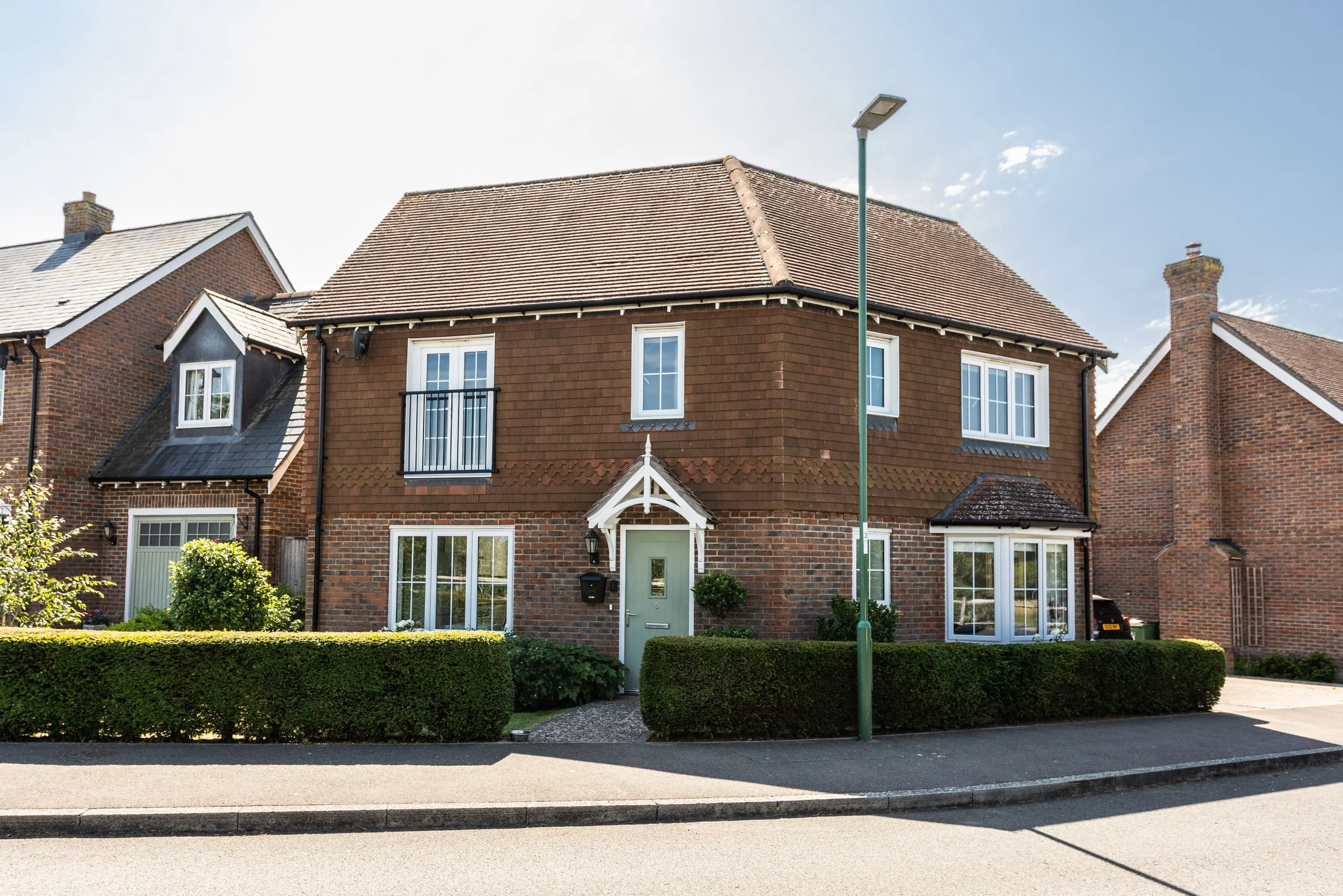 5 Charlwood Drive-4.jpg