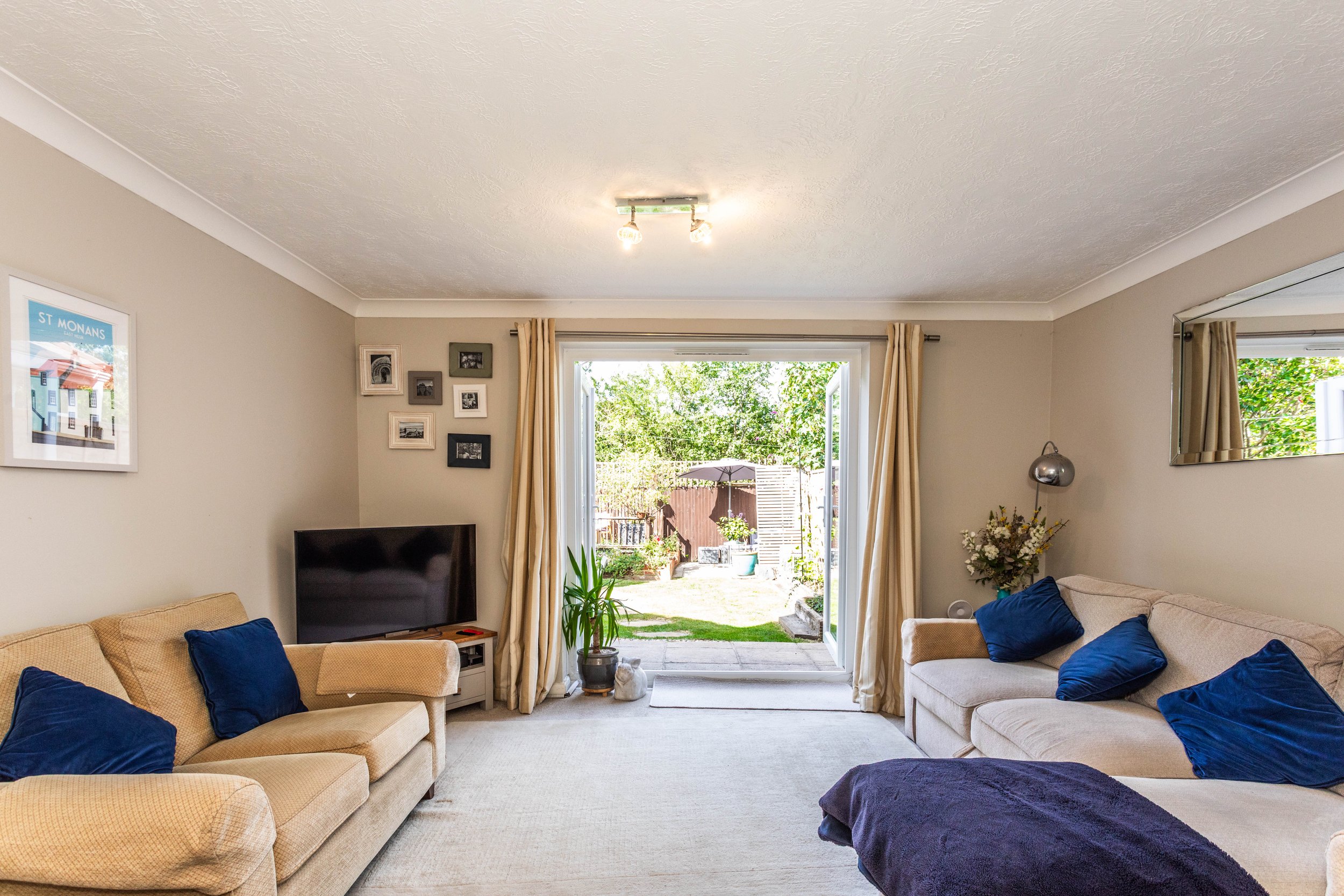 88 Nursery Close-21.jpg
