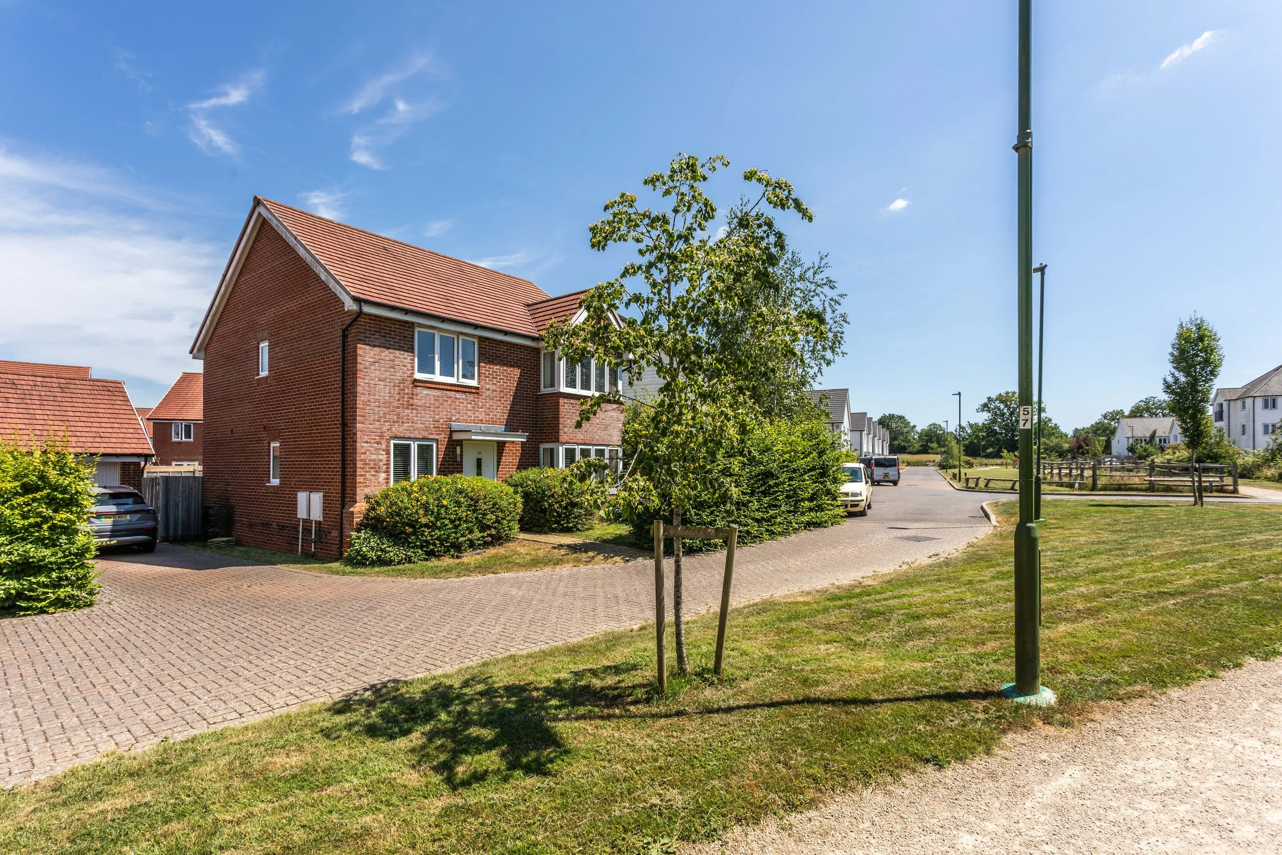 66 Iden Hurst-7.jpg