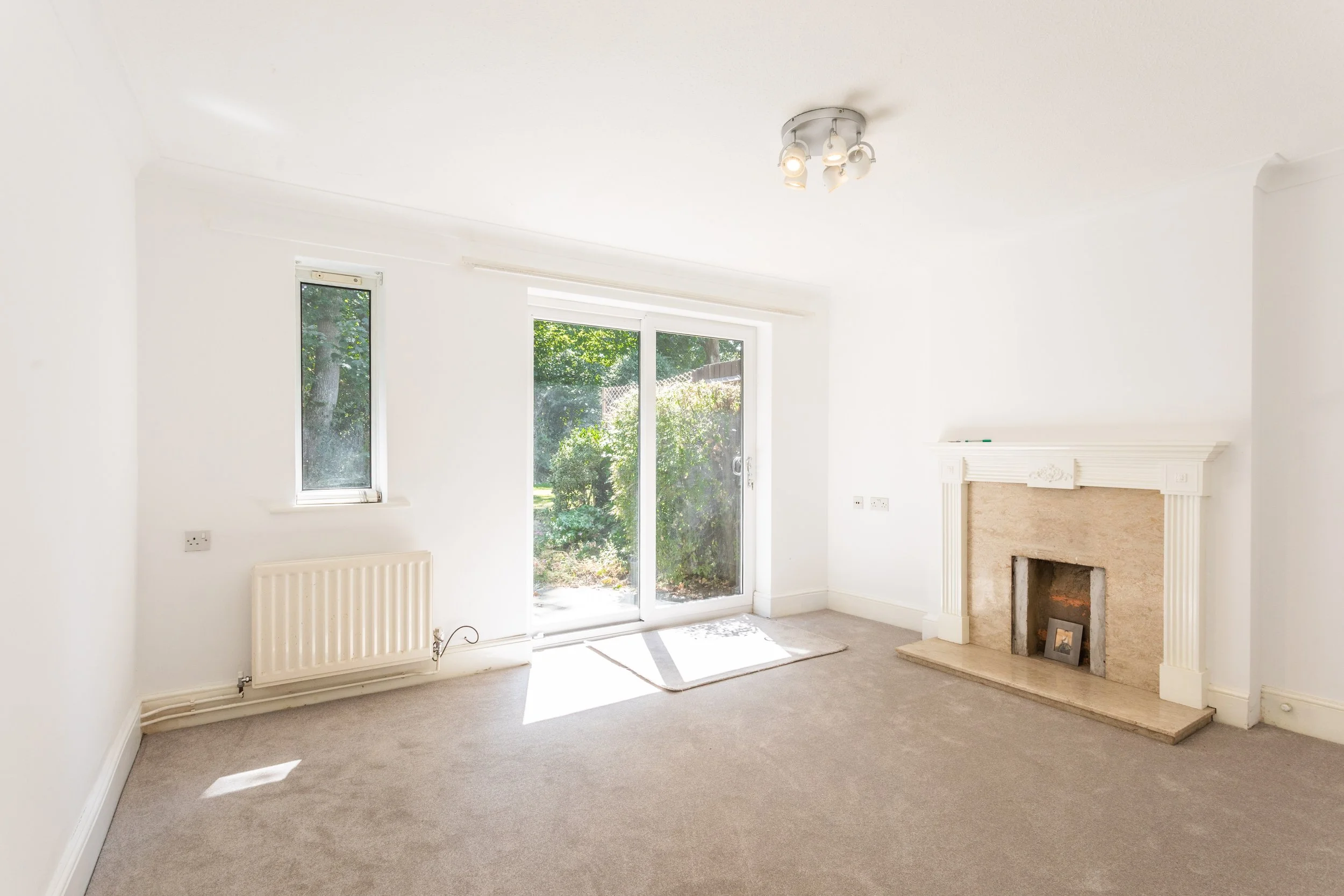 19 Dumbrells Court-11.jpg
