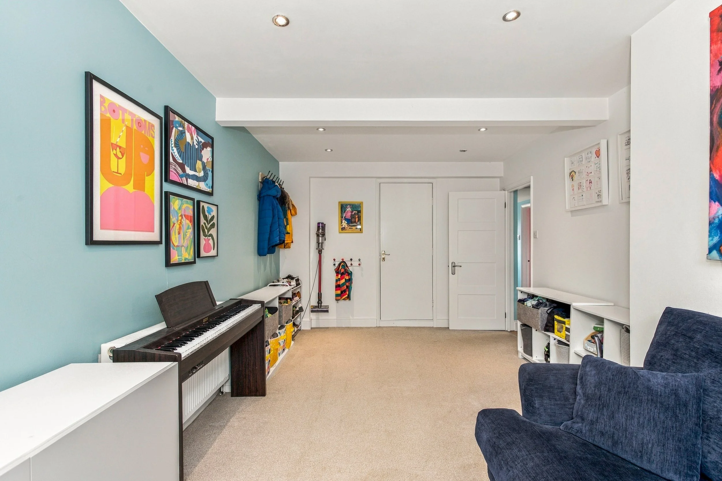10 Chestnut Grove-24.jpg