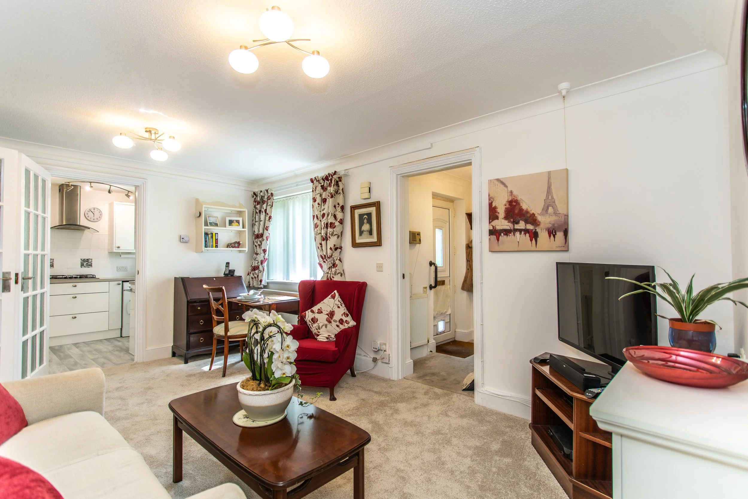 2 Dumbrells Court-17.jpg