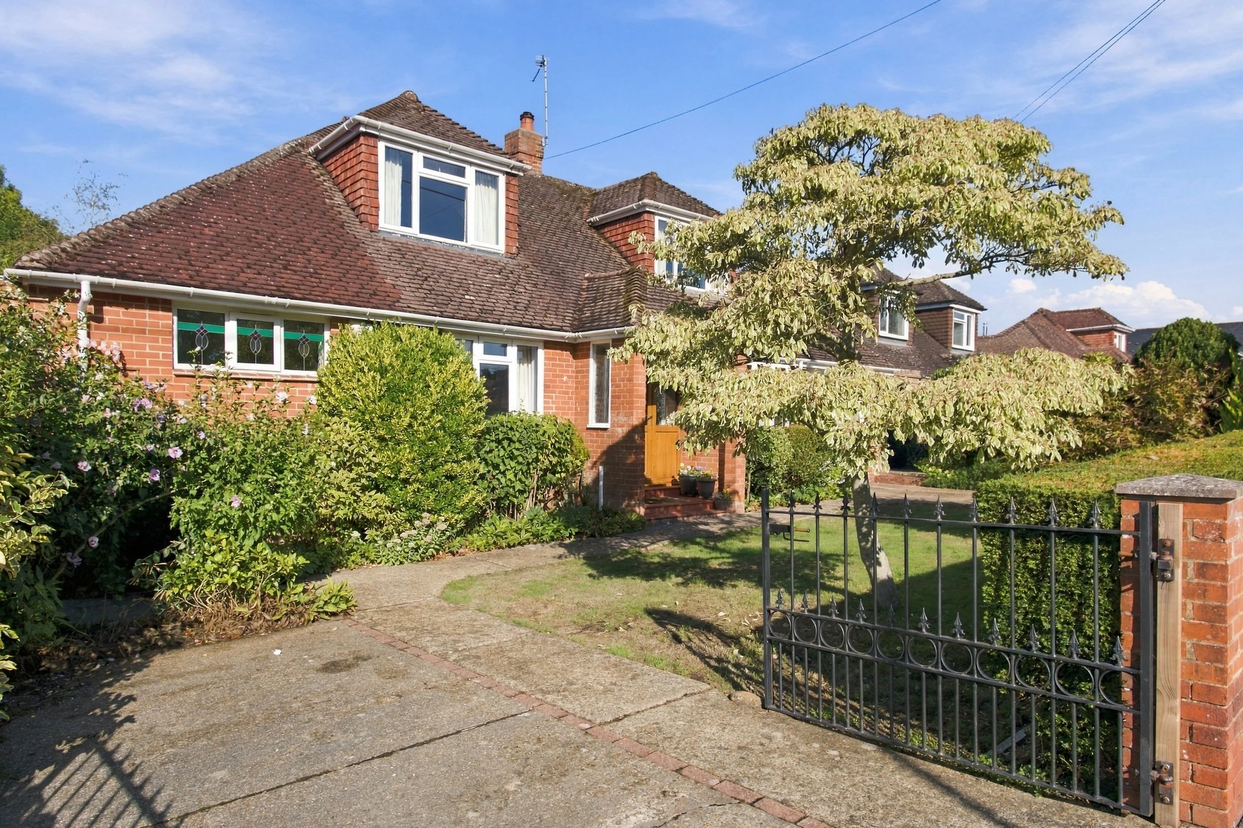 5 Upper St Johns Road6.jpg