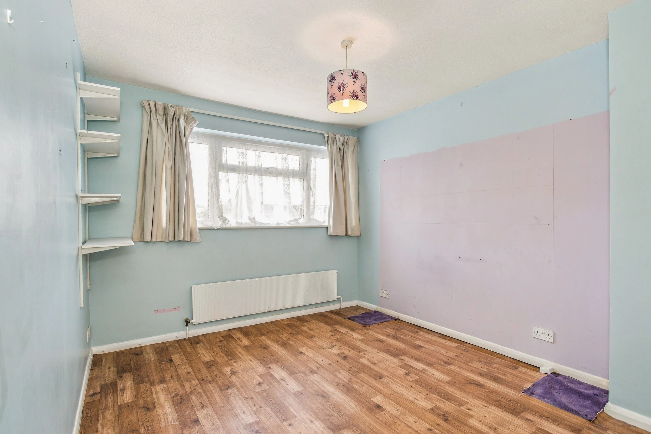 6 Hurst Gardens22.jpg