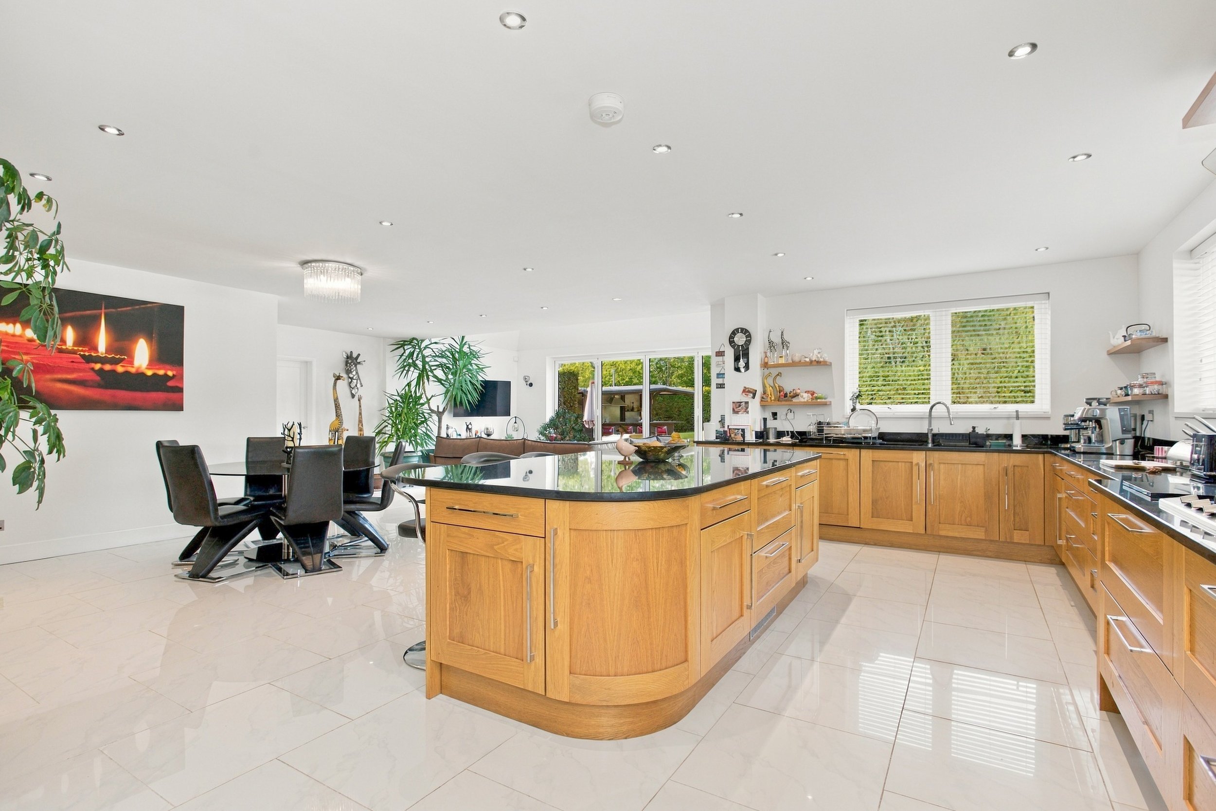 Coombe Cross84.jpg