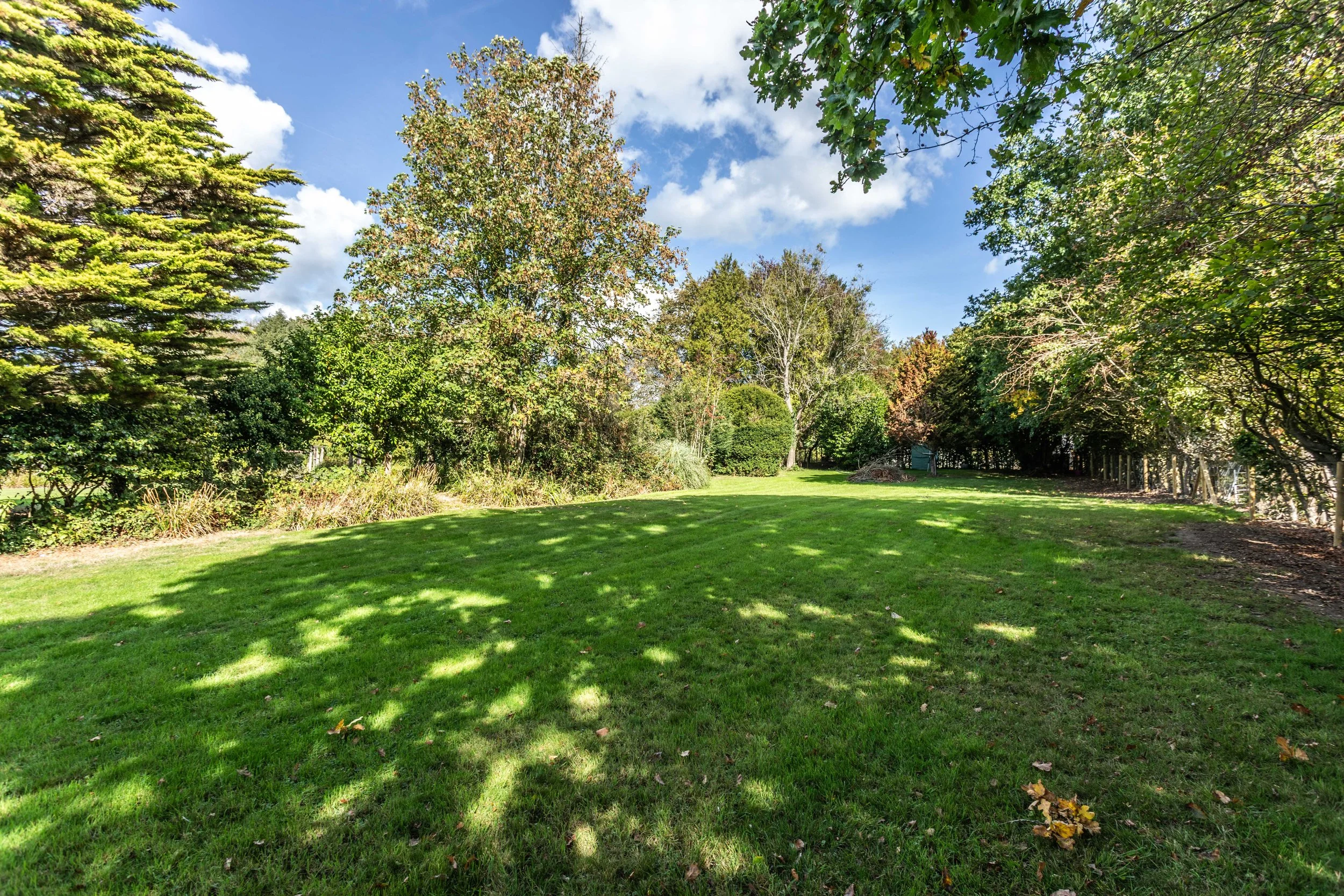Coombe Cross15.jpg
