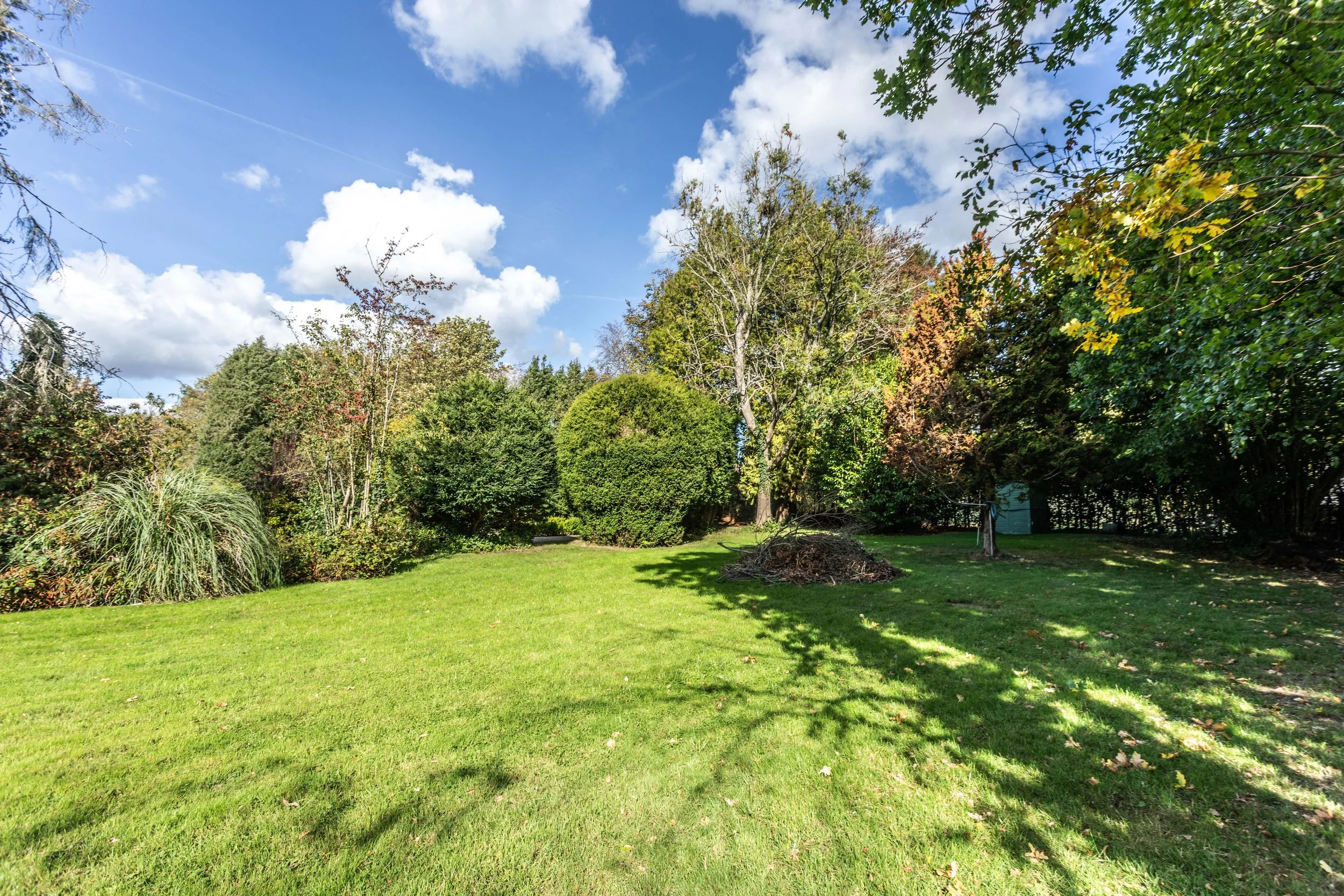 Coombe Cross16.jpg