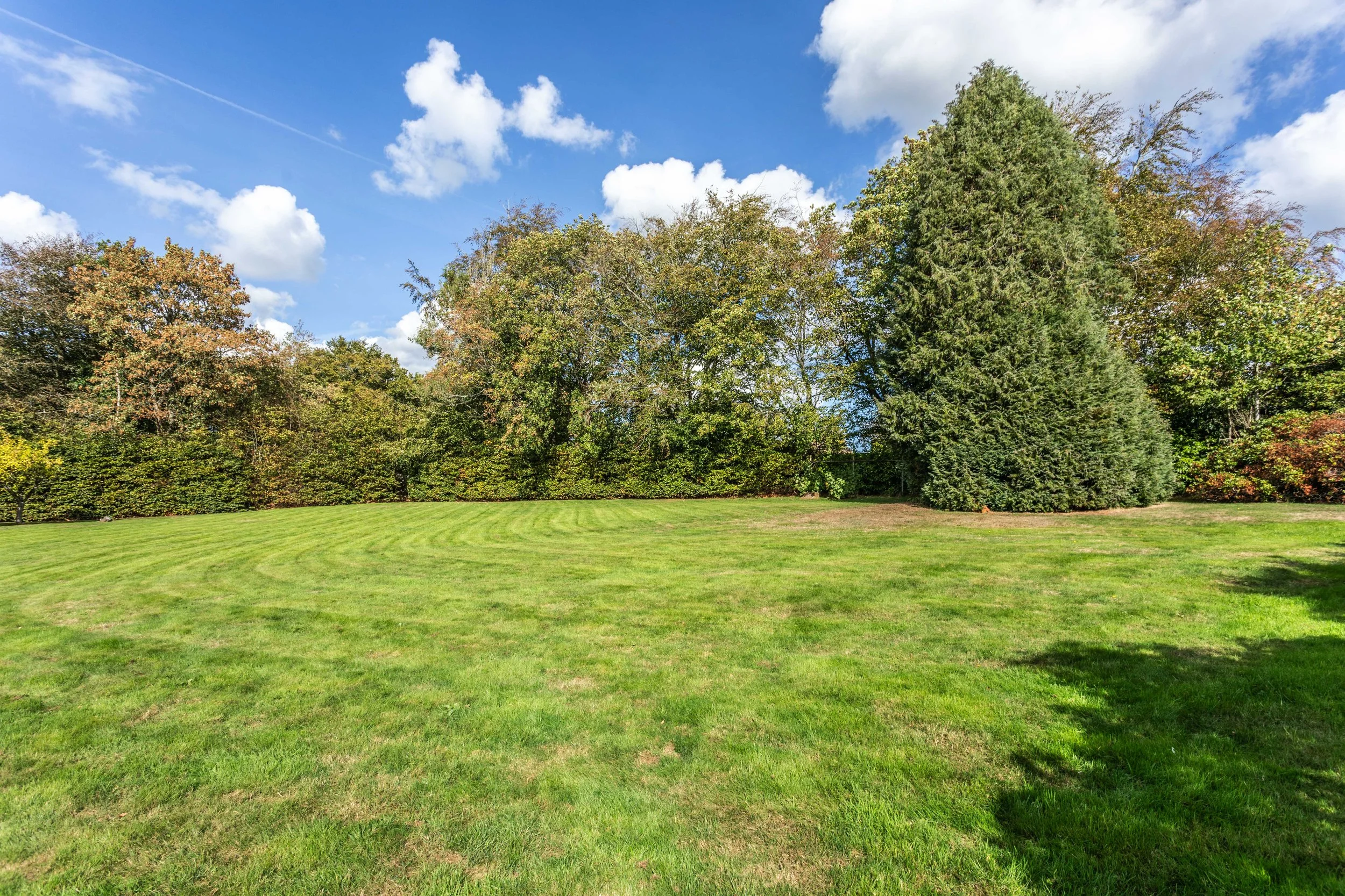 Coombe Cross36.jpg