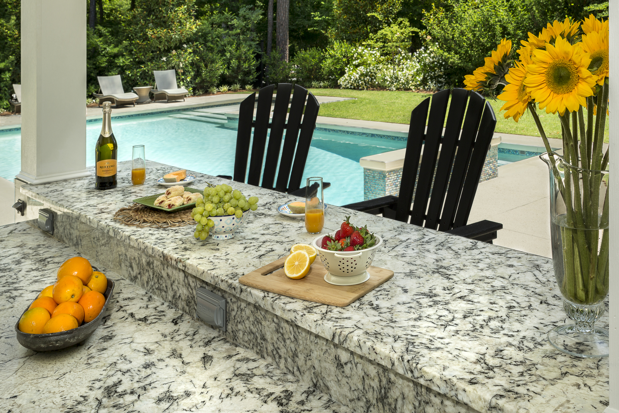 Magazine Ad Featuring Outdoor Living for Countertop Company, Seven Stone