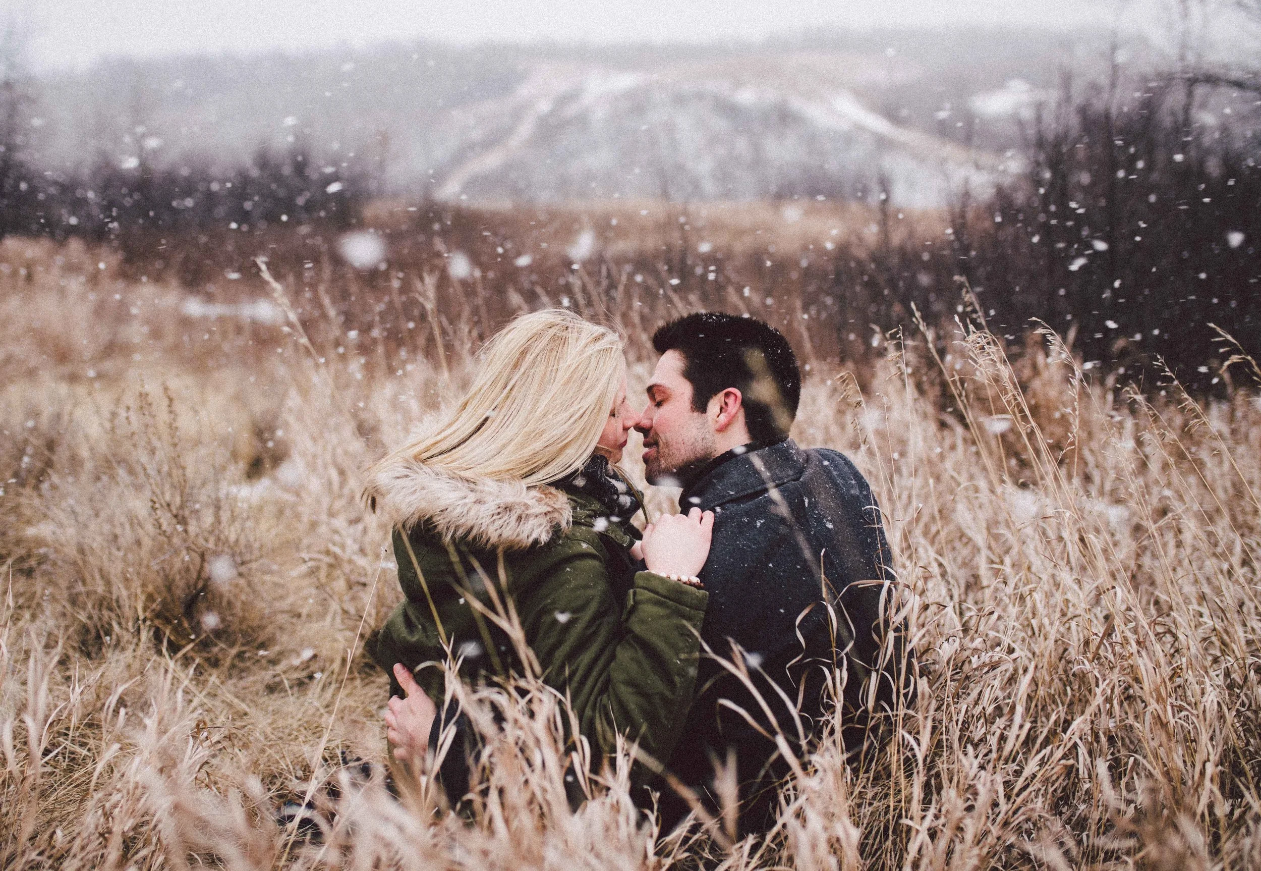 BLOGKylaTravisEngagementPhotos-13.jpg