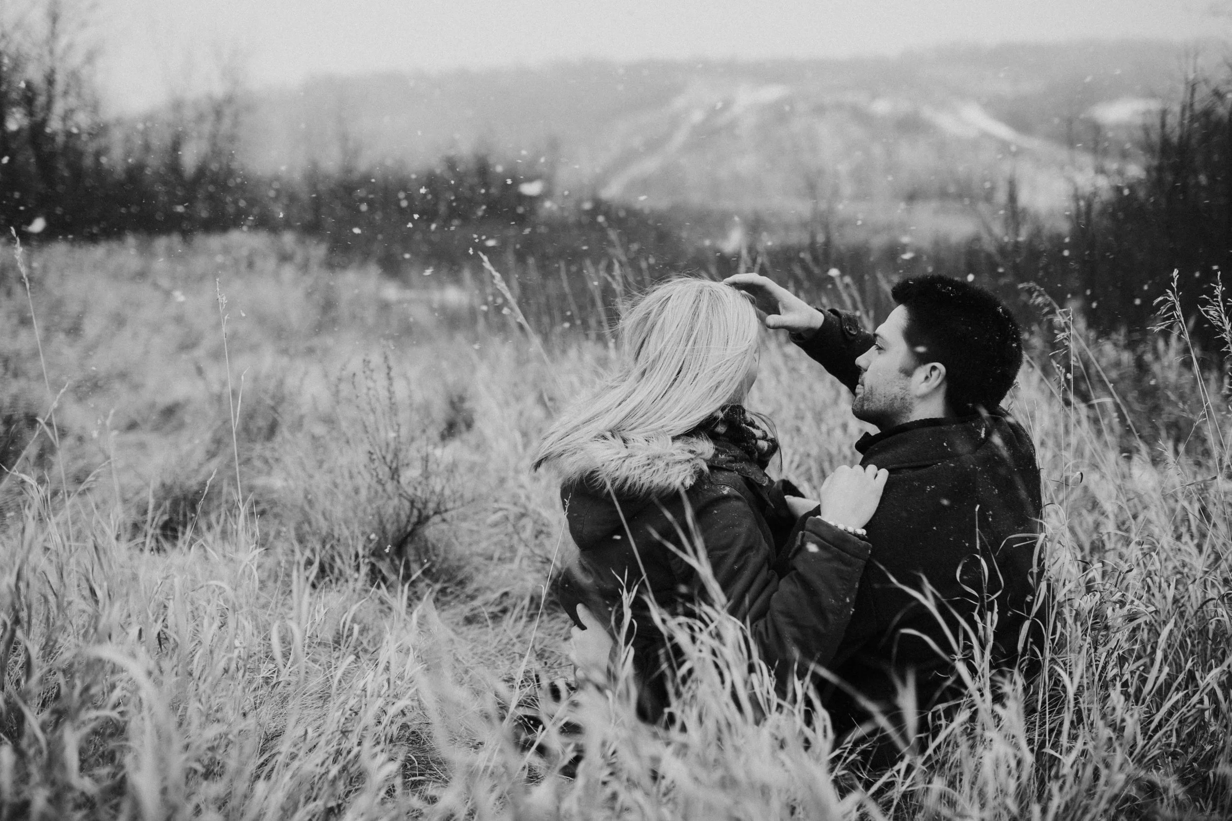 BLOGKylaTravisEngagementPhotos-14.jpg