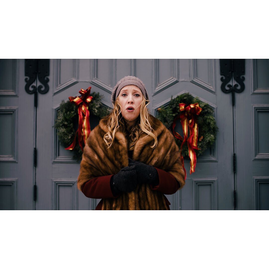 A still from the new @polycoro_ Christmas music video.🎄🎄🕯🕯
.
.
Closed doors and isolation ... but also warmth and beauty. Shots were taken around closed music venues and churches where live music would normally be playing this season.❄️❄️