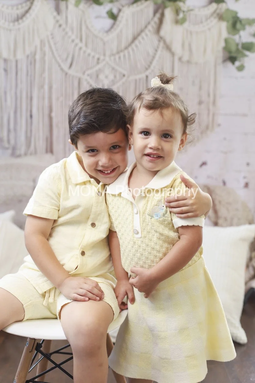 Siblings Posada-5.jpg
