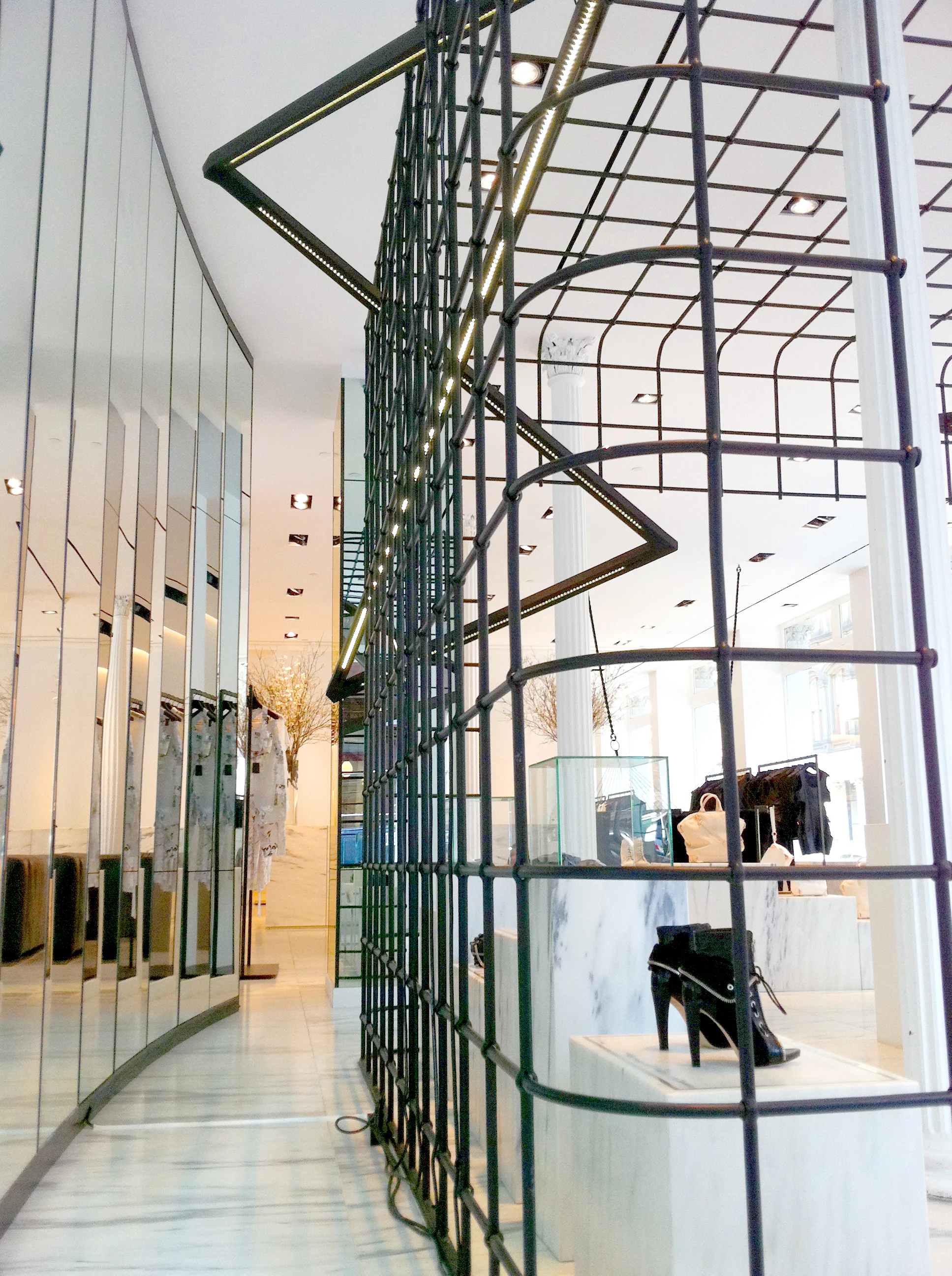 AW_FSS Cage interior_4_1.jpg