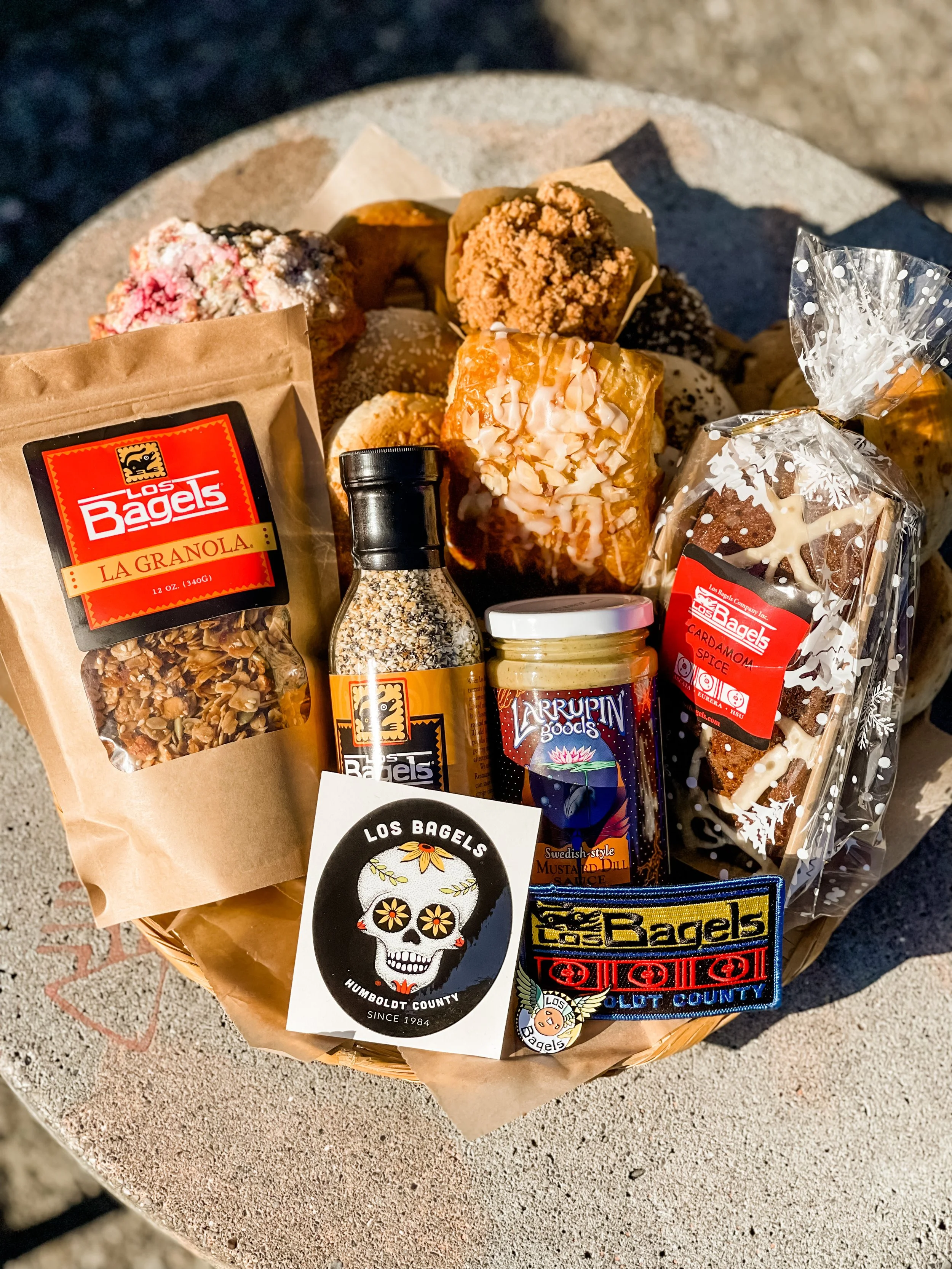 Deluxe Holiday Gift Box - Available 12/5