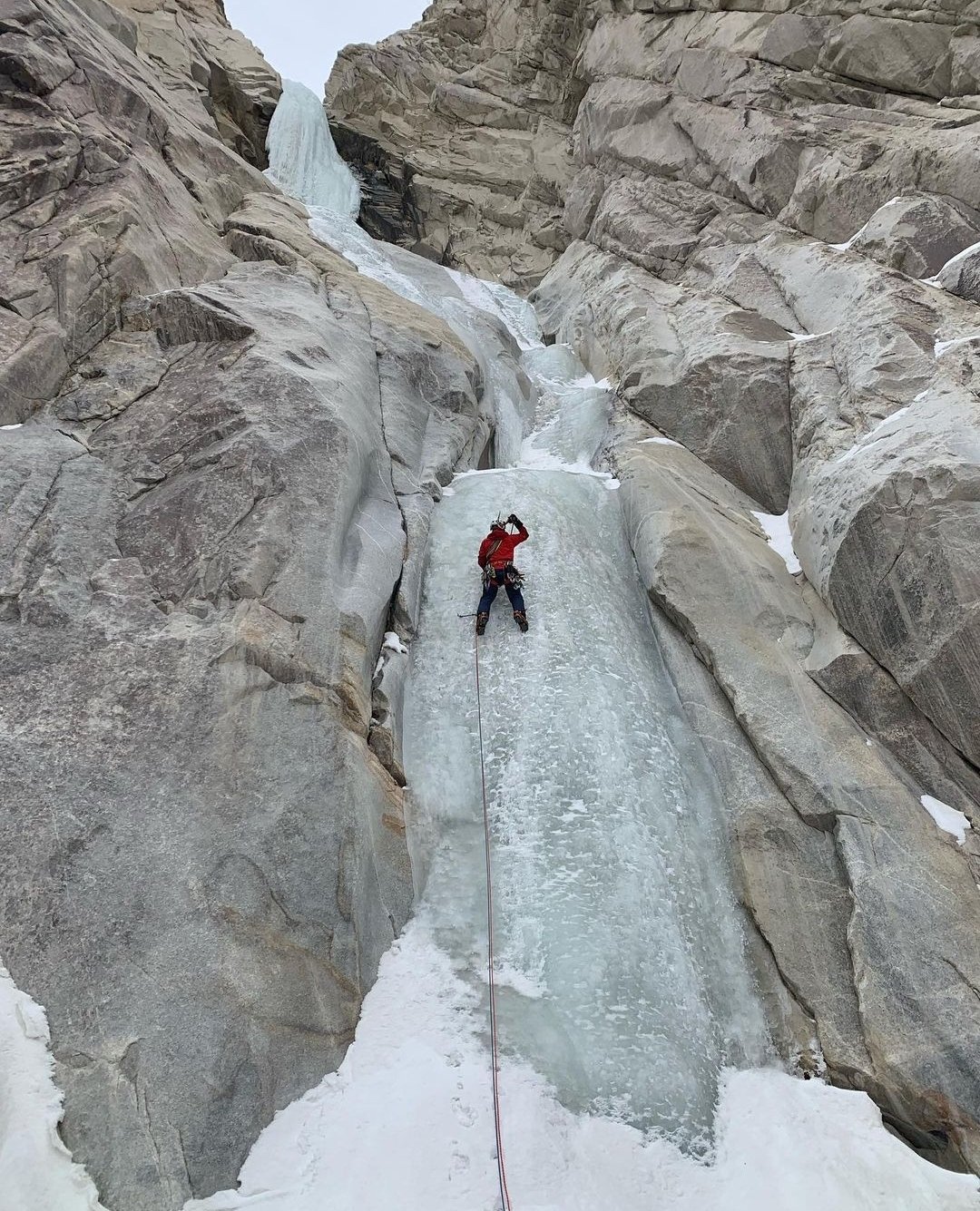 Watch Encouragement of Climb Episode 1 Online - Anything but Mountains!