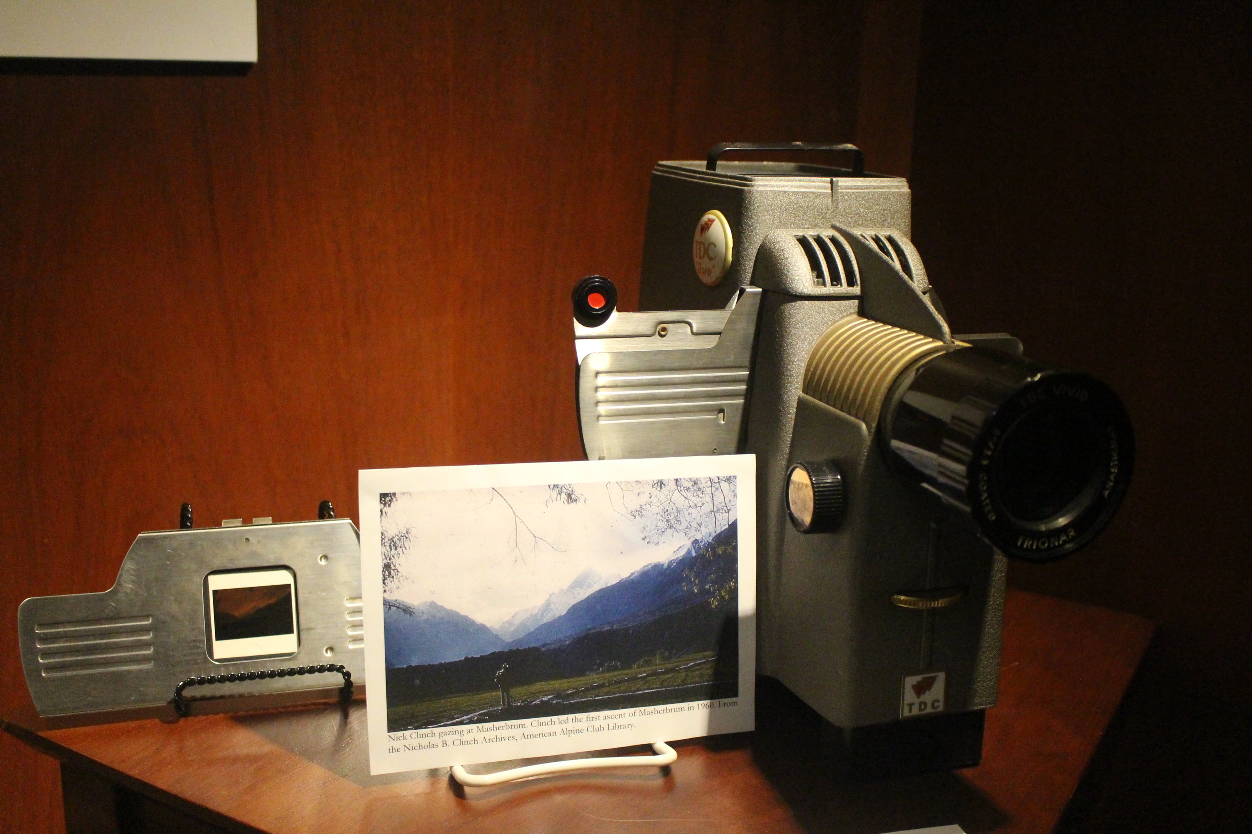 TDC “Duo” Streamliner 500, Model 151 35mm Slide Projector