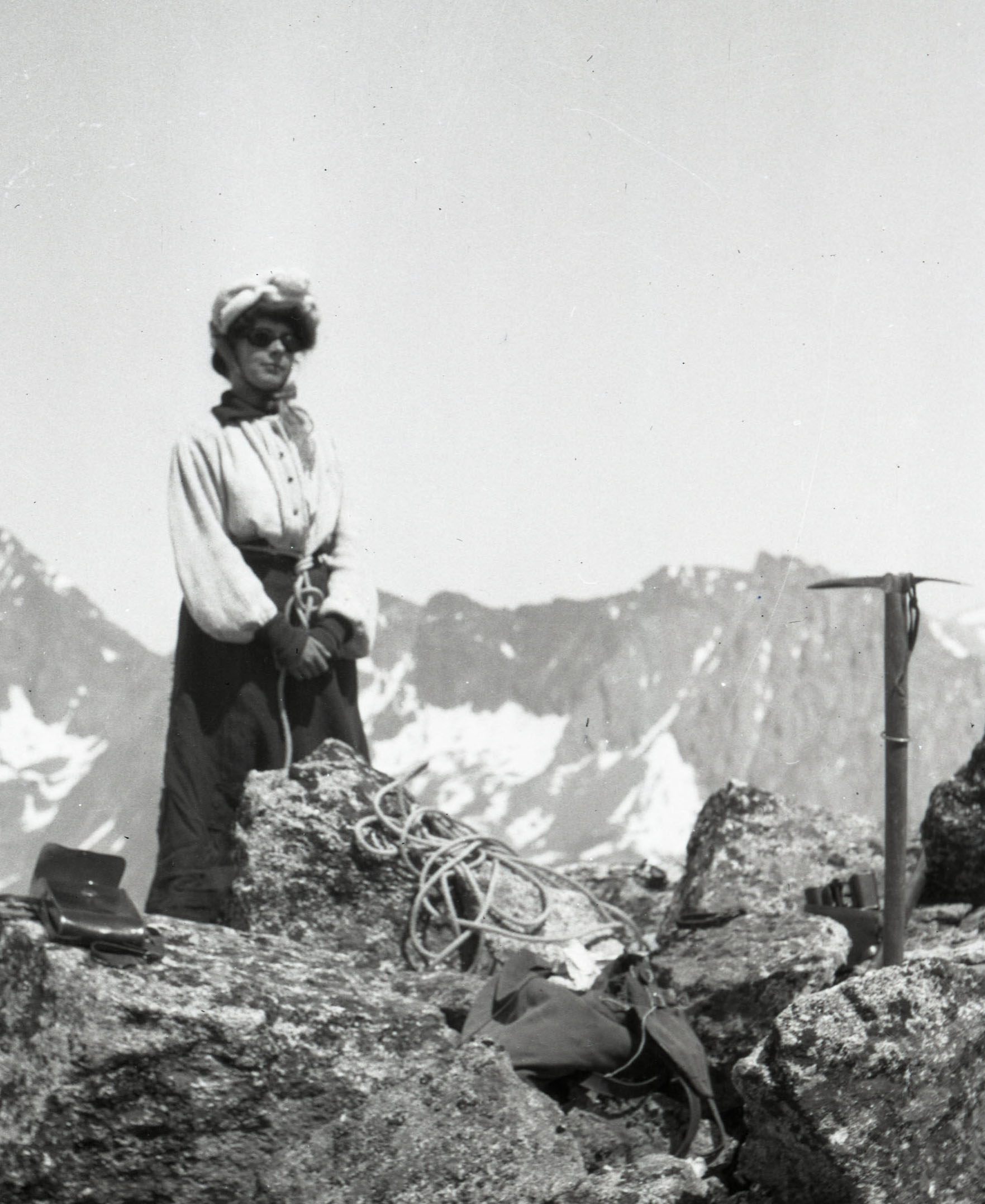 Another summit in the Alps climbed in a dress circa 1911