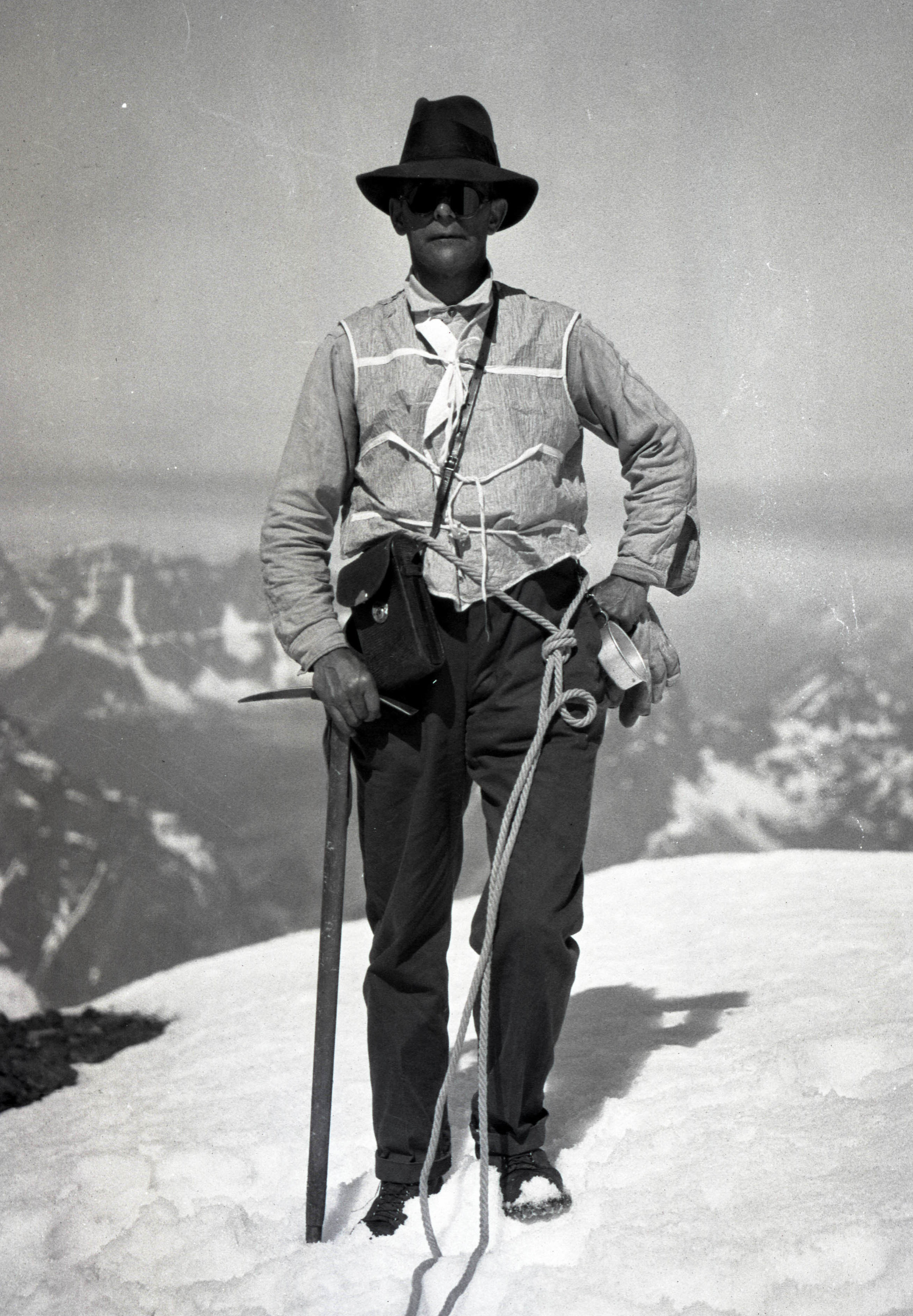  From the collections of the American Alpine Club 