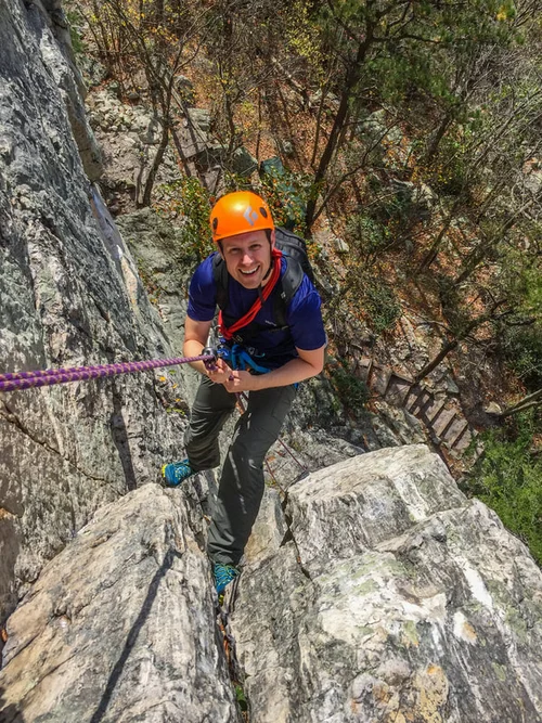 Simul-Rappelling — American Alpine Club