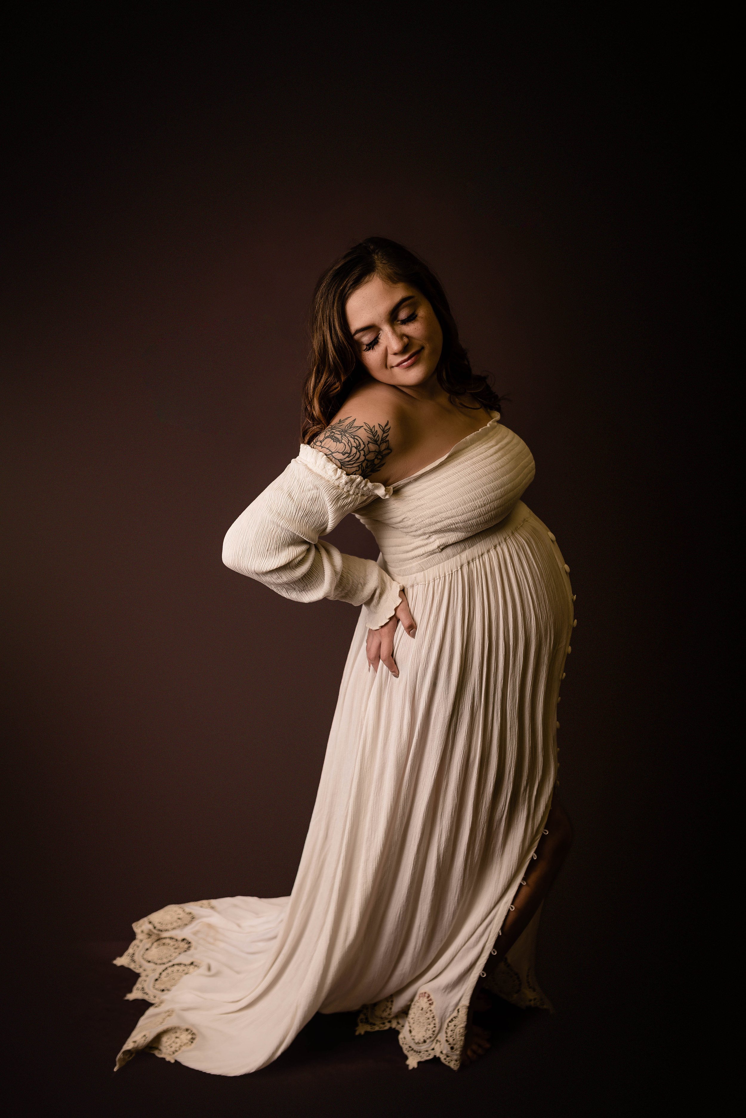 Pekin-Peoria-Springfield-Illinois-Studio-Maternity-11.jpg