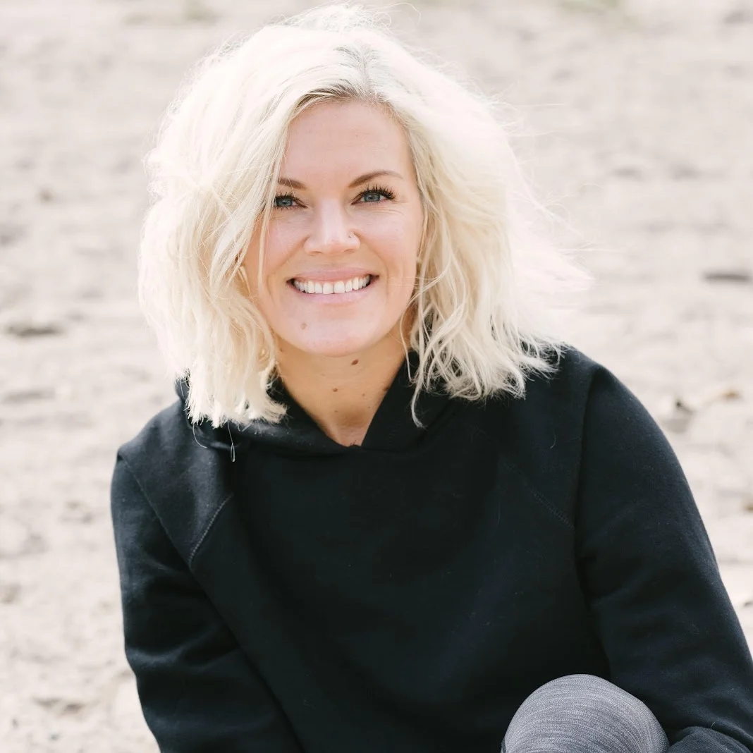 Amber stratton gallery — img 15