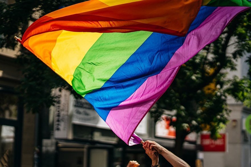 Love is love ❤️🧡💛💚💙💜 Tenker p&aring; dere kj&aelig;re venner, som rammes mest av dette, og p&aring; det fine samfunnet dere har kjempet frem for oss alle. 😢