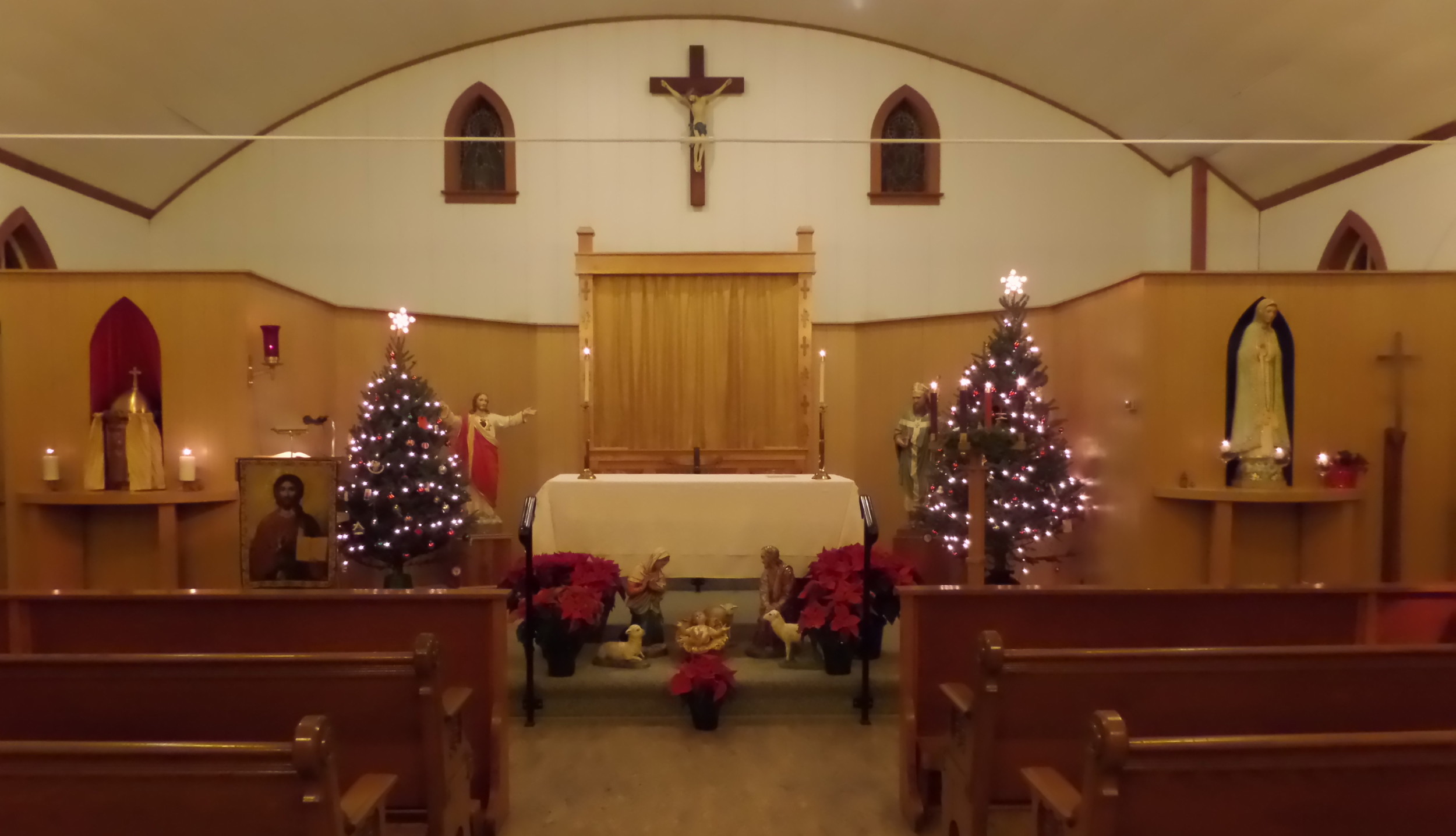 Our Lady of Fatima, decorated for Christmas