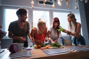 12 Protein-Rich Snacks to Keep You Satisfied