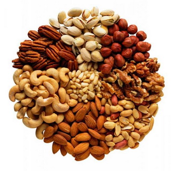 An assorted mix of nuts. Nuts are a rich source of thiamine, or Vitamin B1. People with depression often have low levels of Vitamin B1.