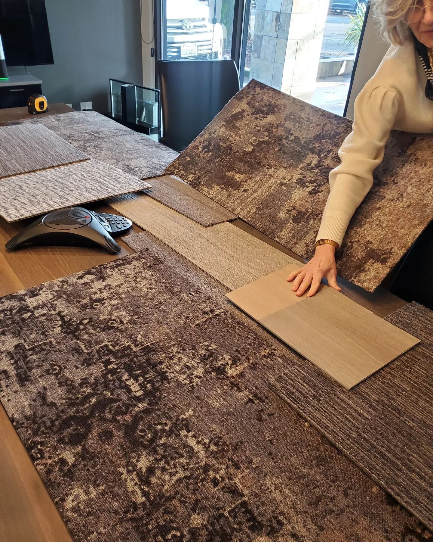 Always love having our favorite reps pop in to show us the latest and greatest. Thanks for swinging by today @j.schwalbach_millikenfloors !

#interiordesign #seattledesign #milliken #newproductalert #carpettile #libraryupdate