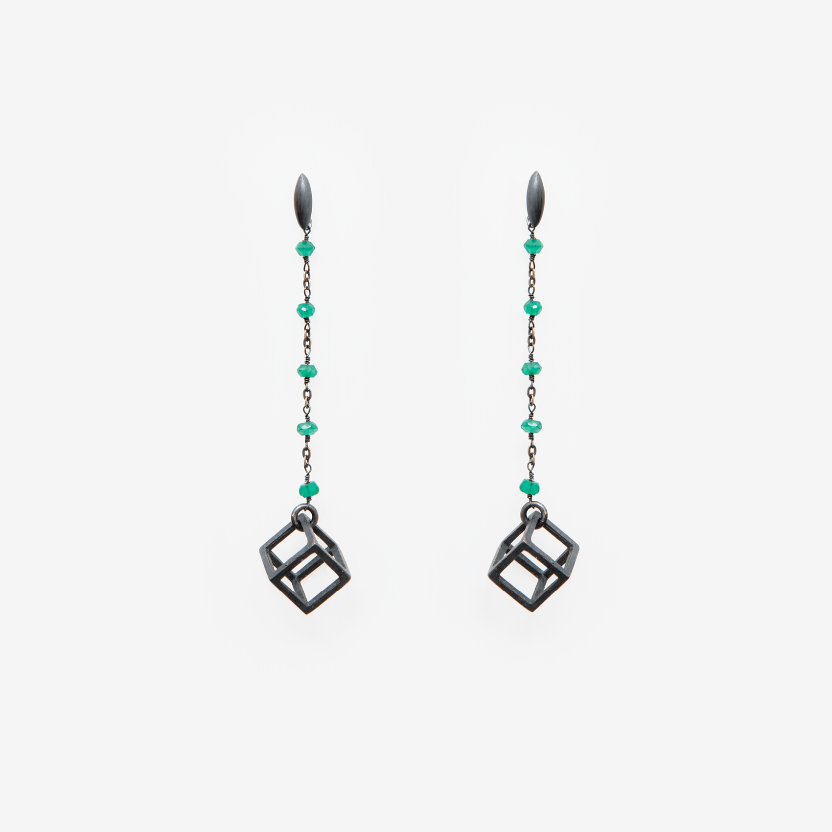 small dangling cube with green onyx chain/oxidized