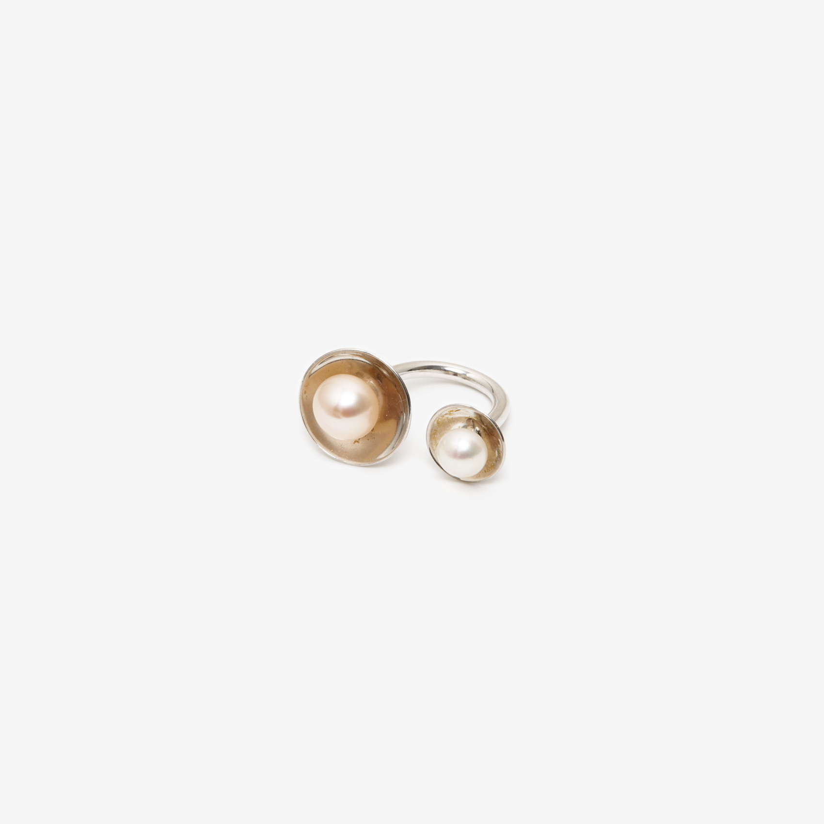 mother and daughter ring with a pearl/silver